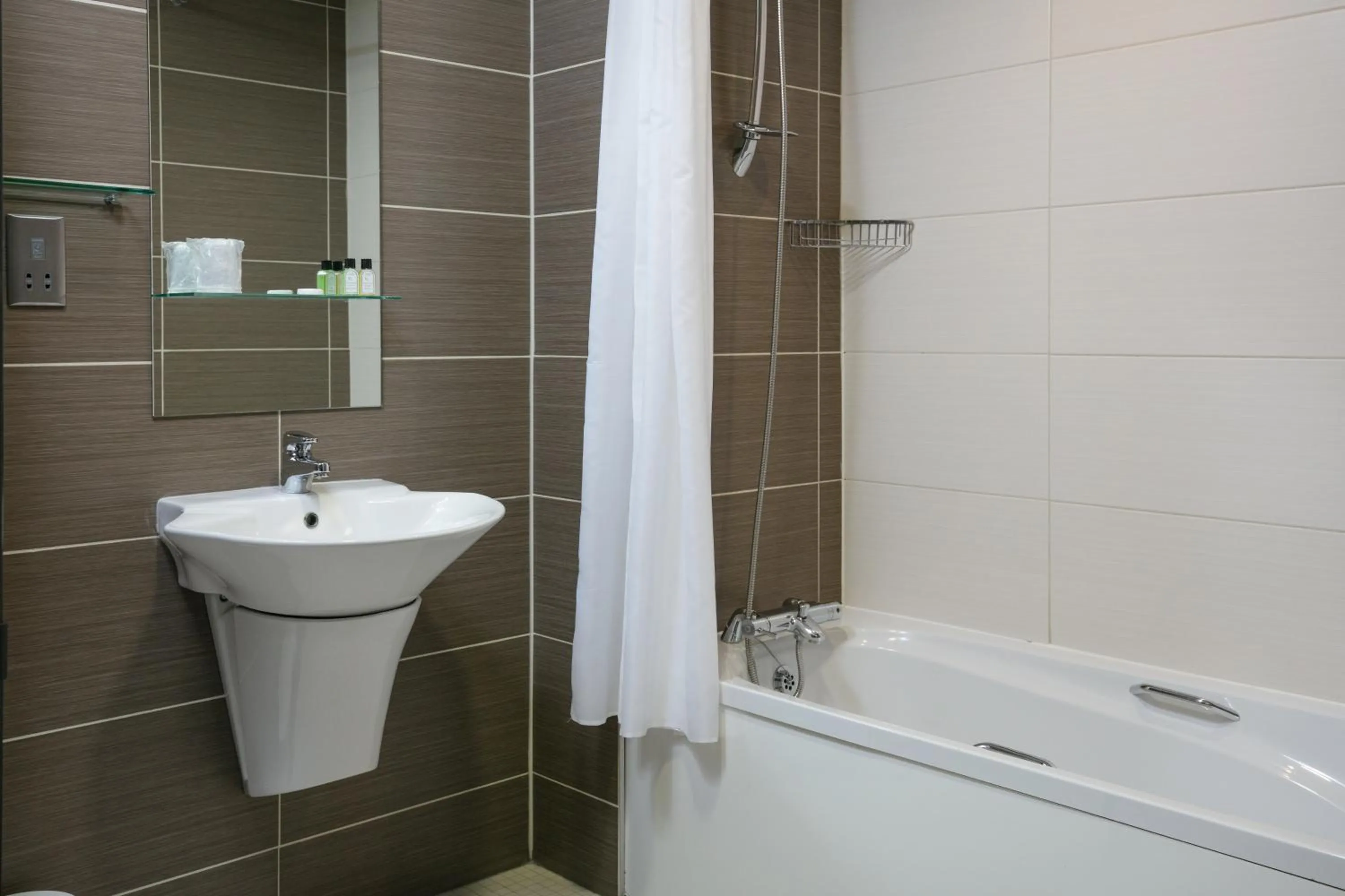 Bath in Hotel Balmoral