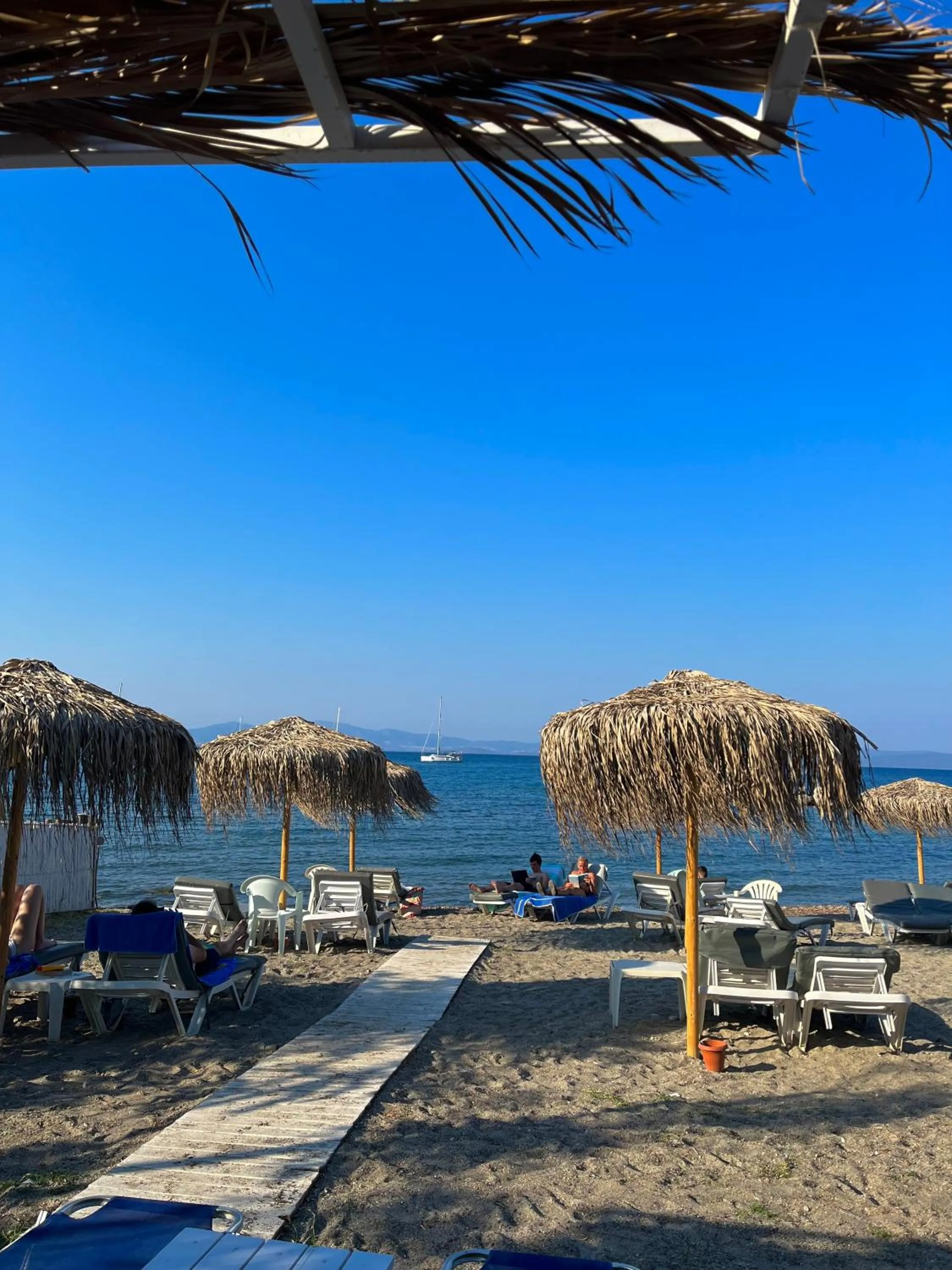 Theodorou Beach Hotel Apartments