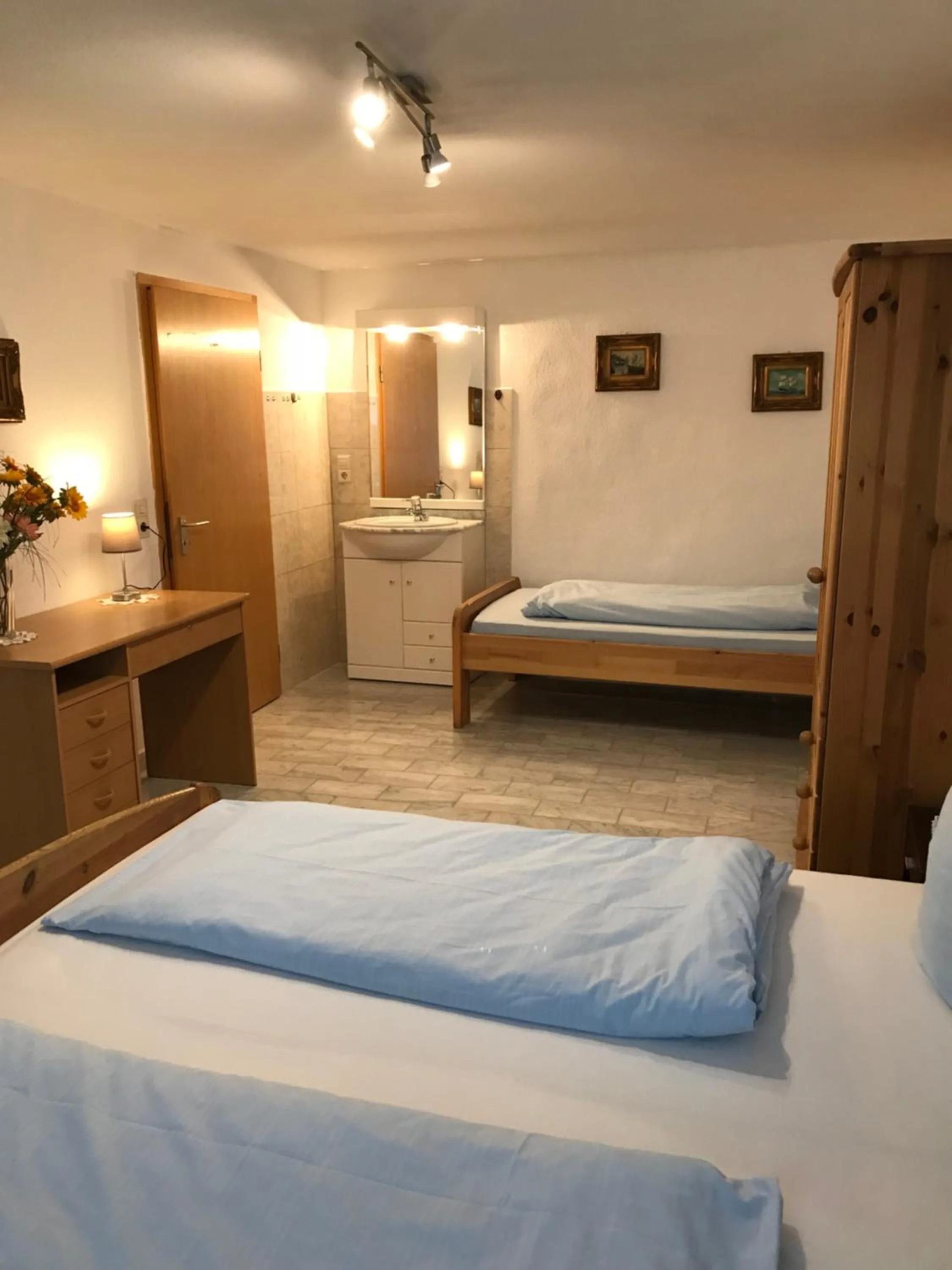 Photo of the whole room, Bed in Stadt Apartment