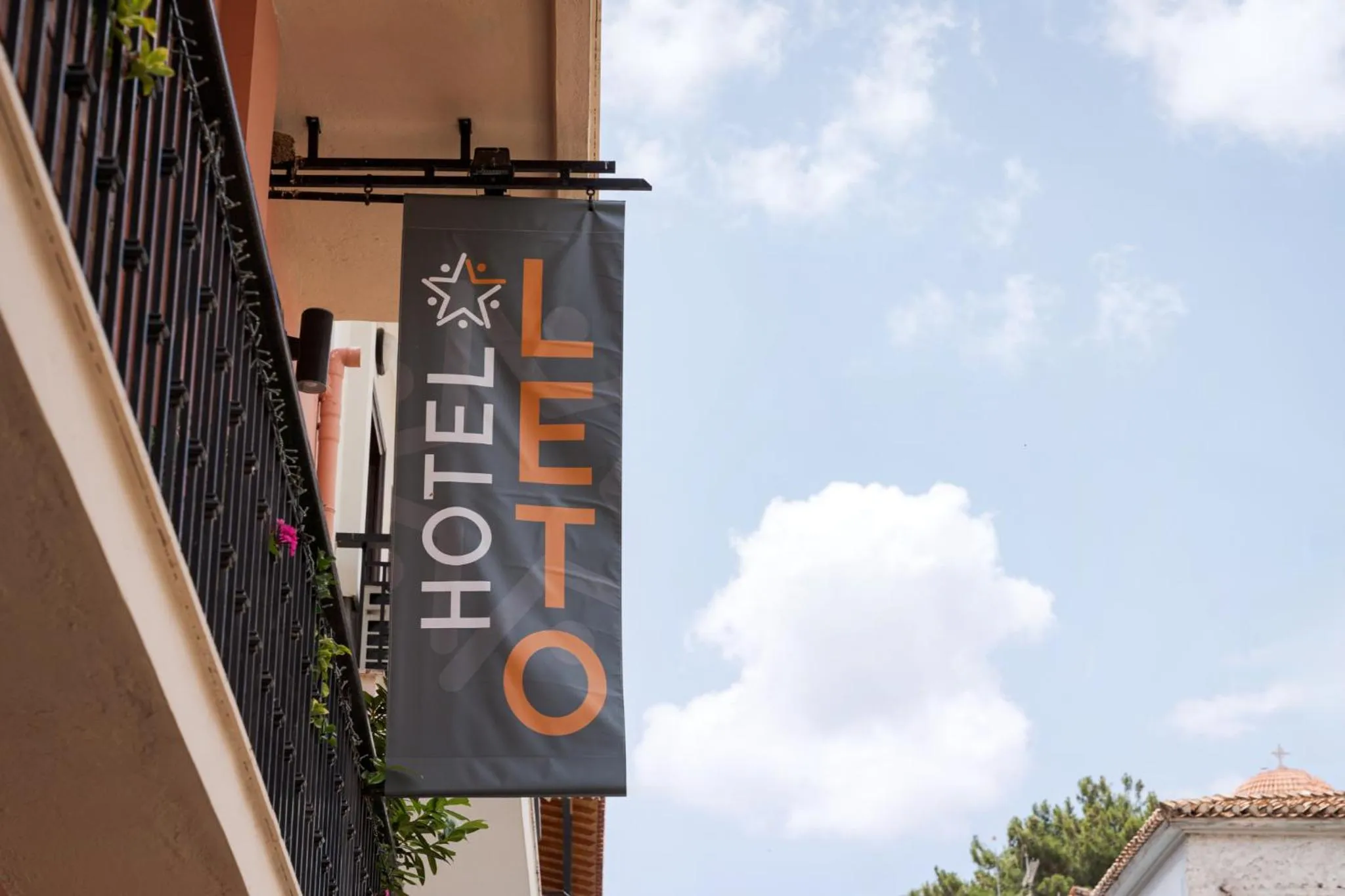 Day in Hotel Leto Delphi