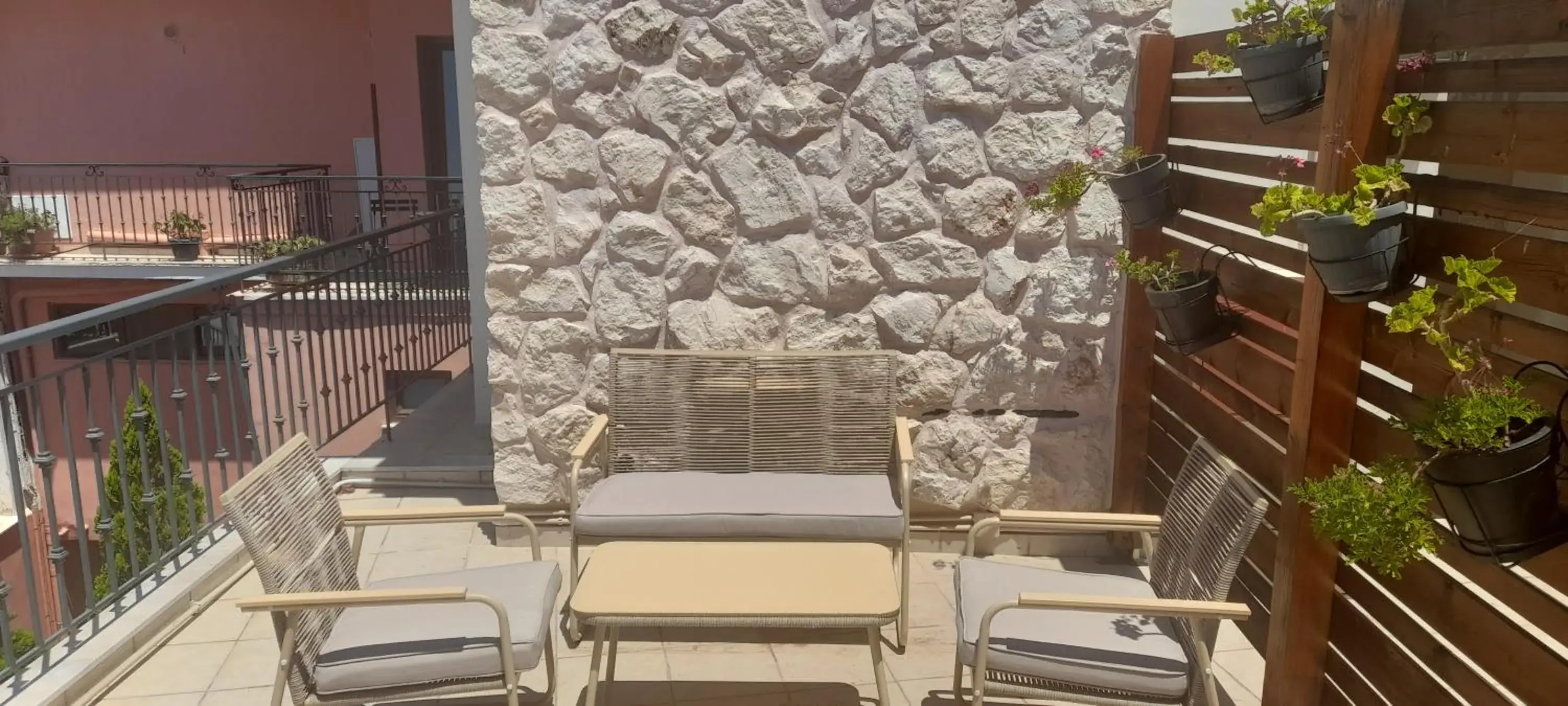 Superior Double or Twin Room with Sea View in Hotel Leto Delphi Superior Double or Twin Room with Sea View in Hotel Leto Delphi