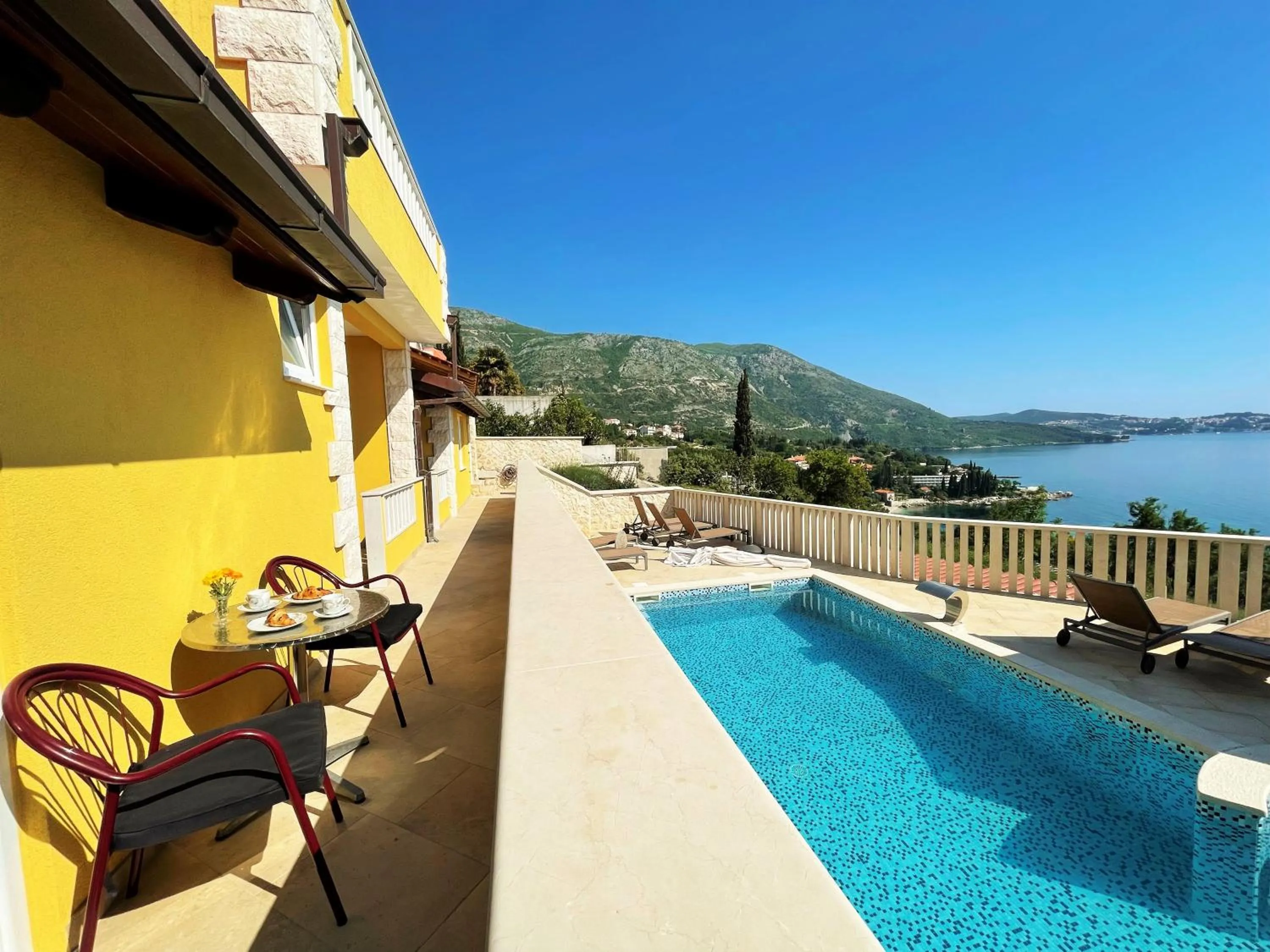 Balcony/Terrace in Villa Sunset