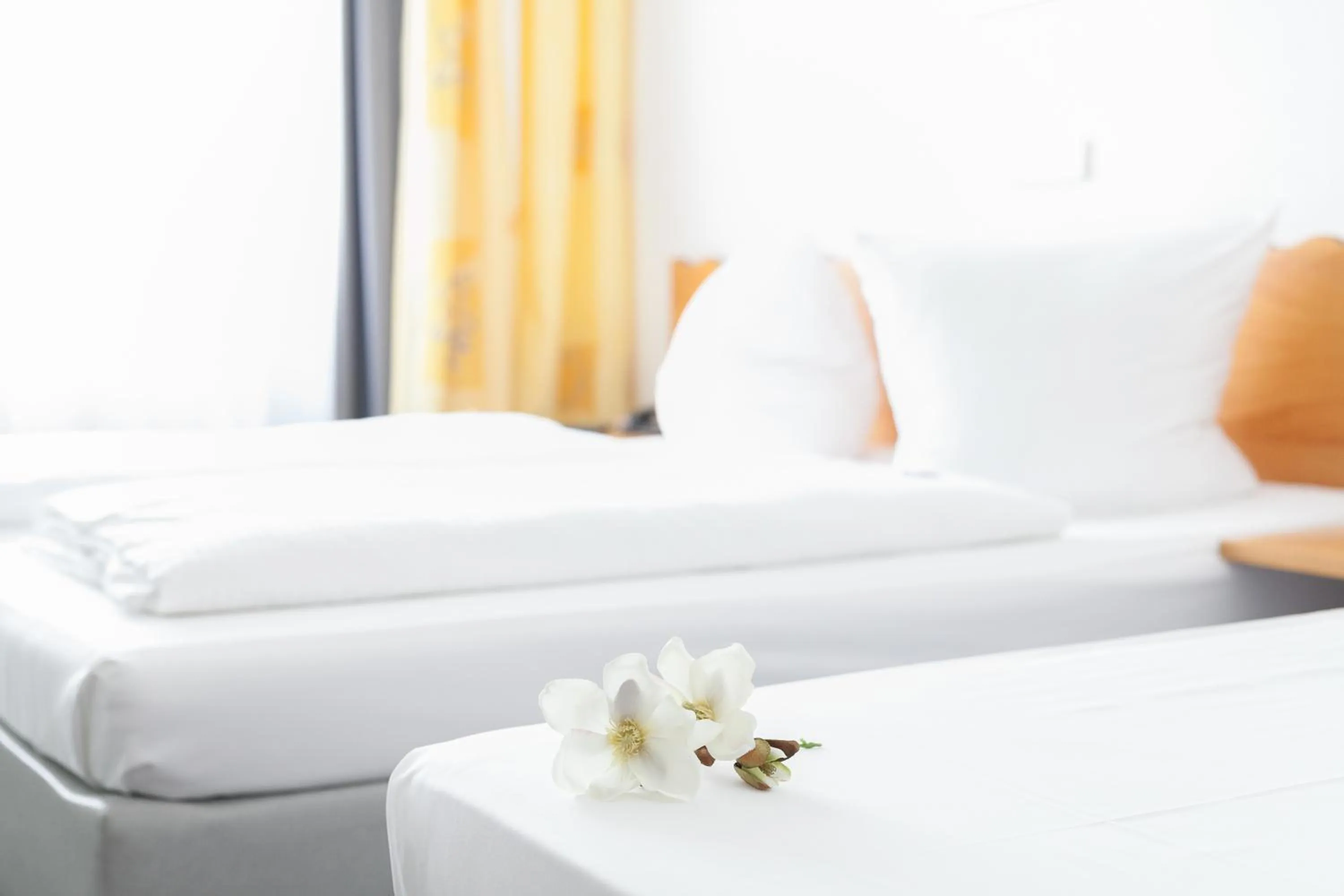 Bedroom, Bed in Hotel Ambiente