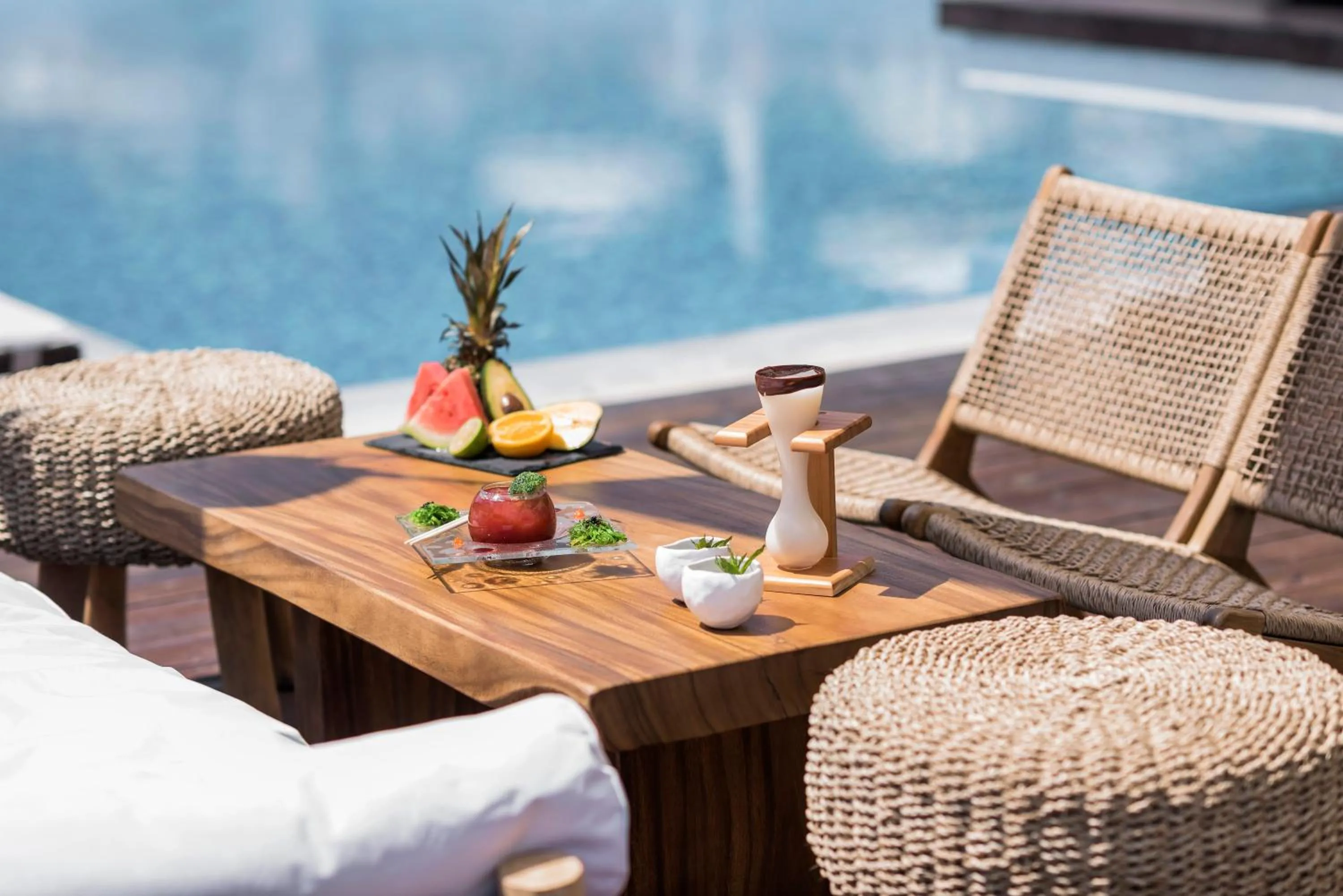 Alcoholic drinks in Villa Di Mare Seaside Suites