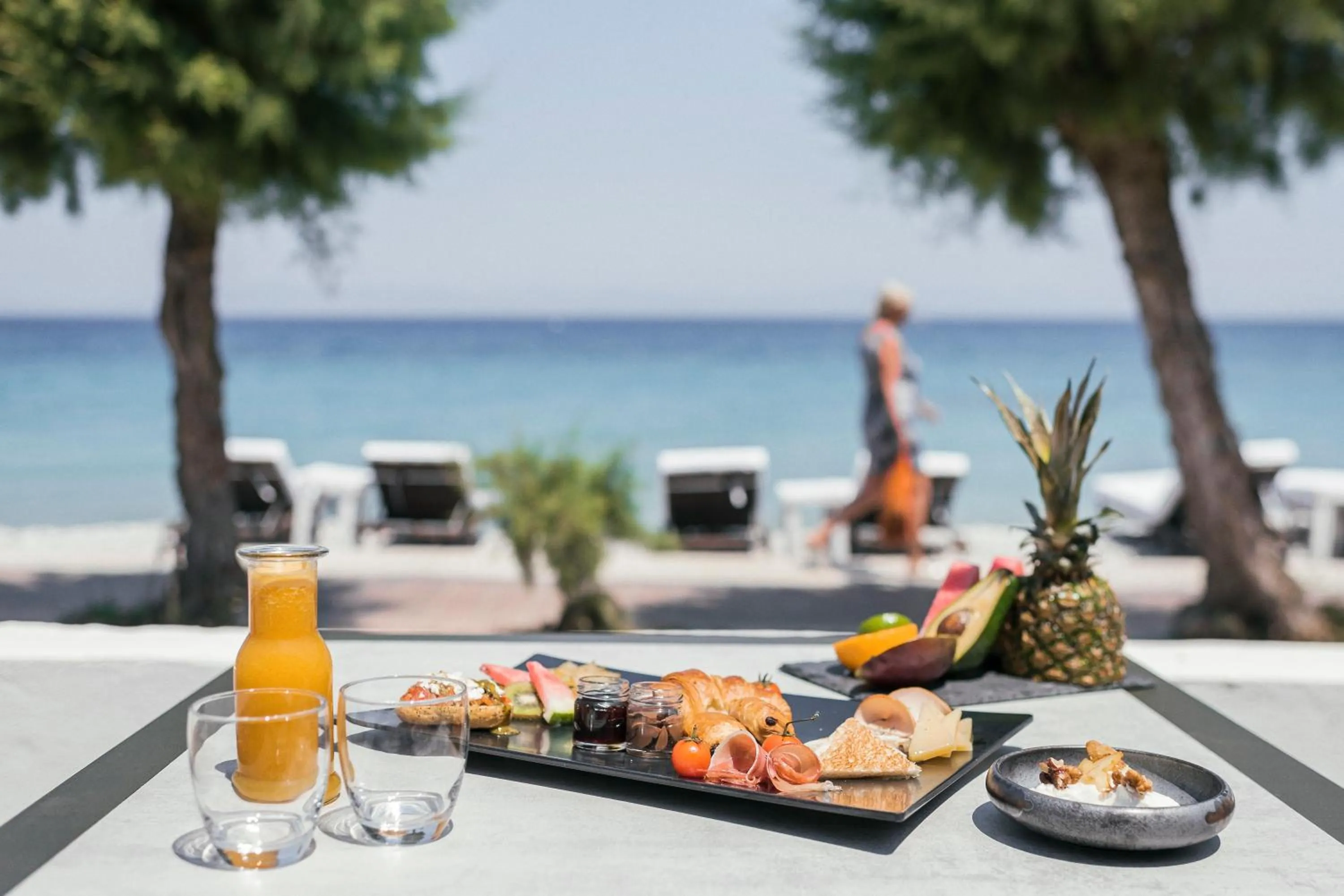 Breakfast in Villa Di Mare Seaside Suites