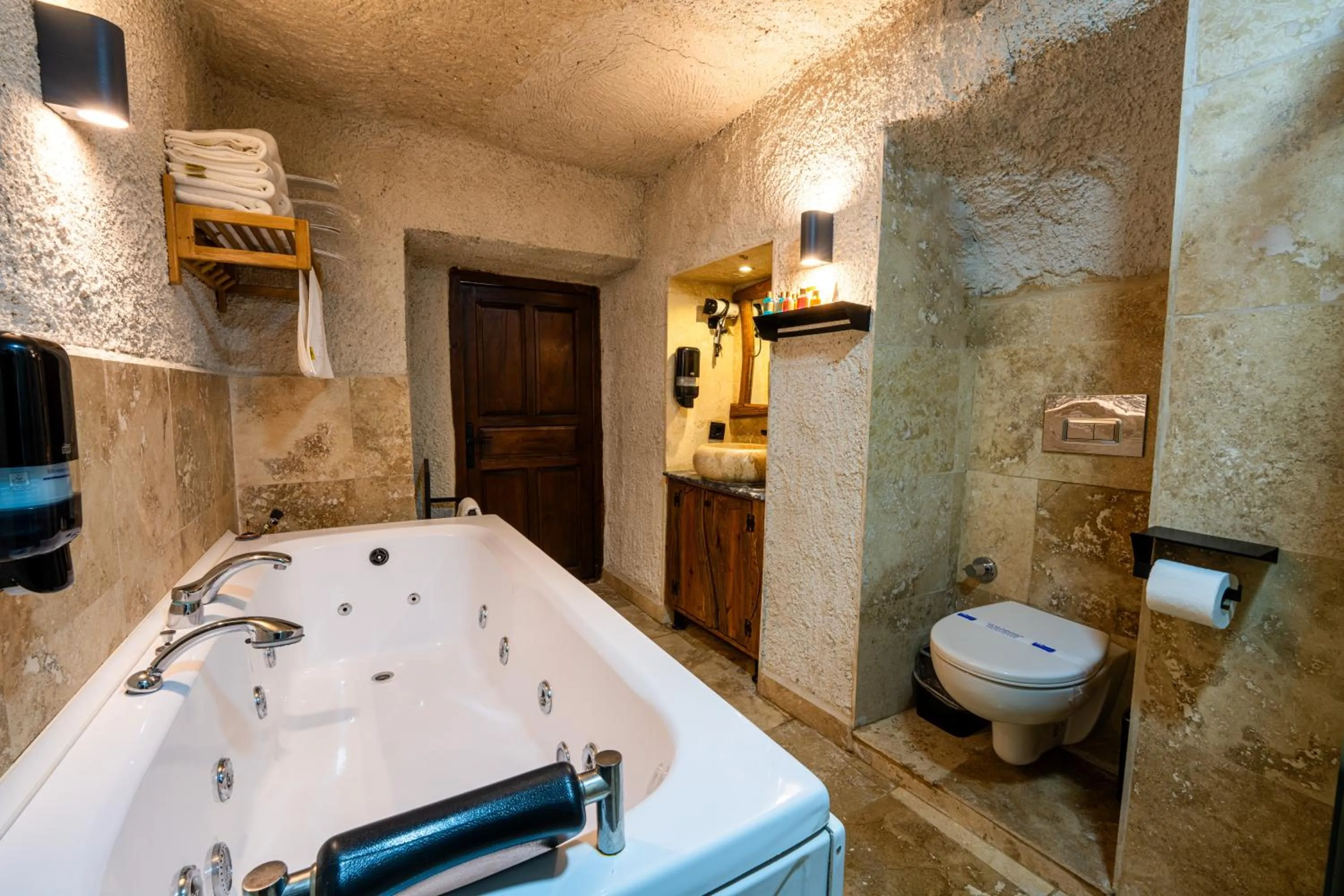 Bathroom in Sunset Cave