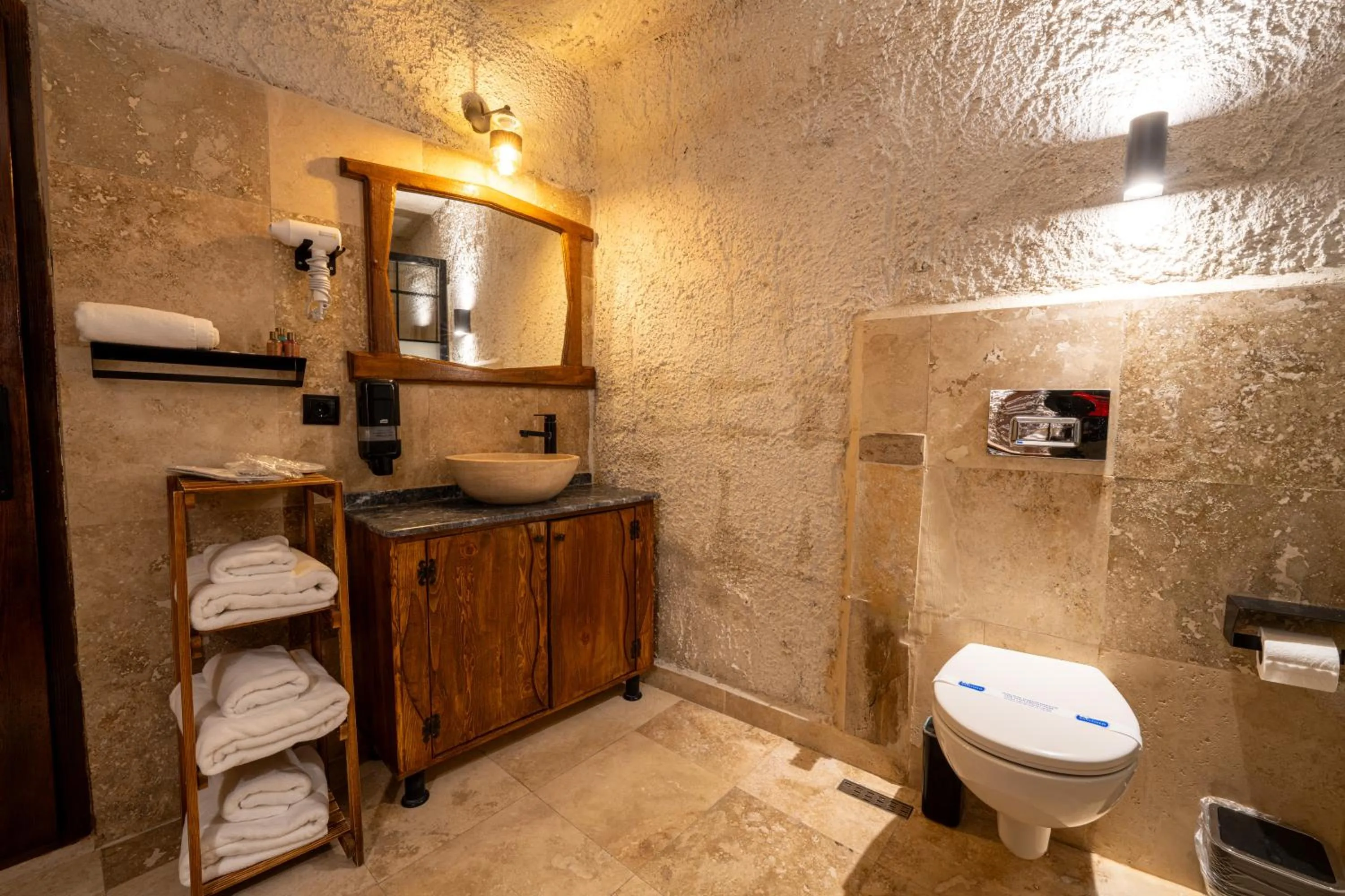 Bathroom in Sunset Cave