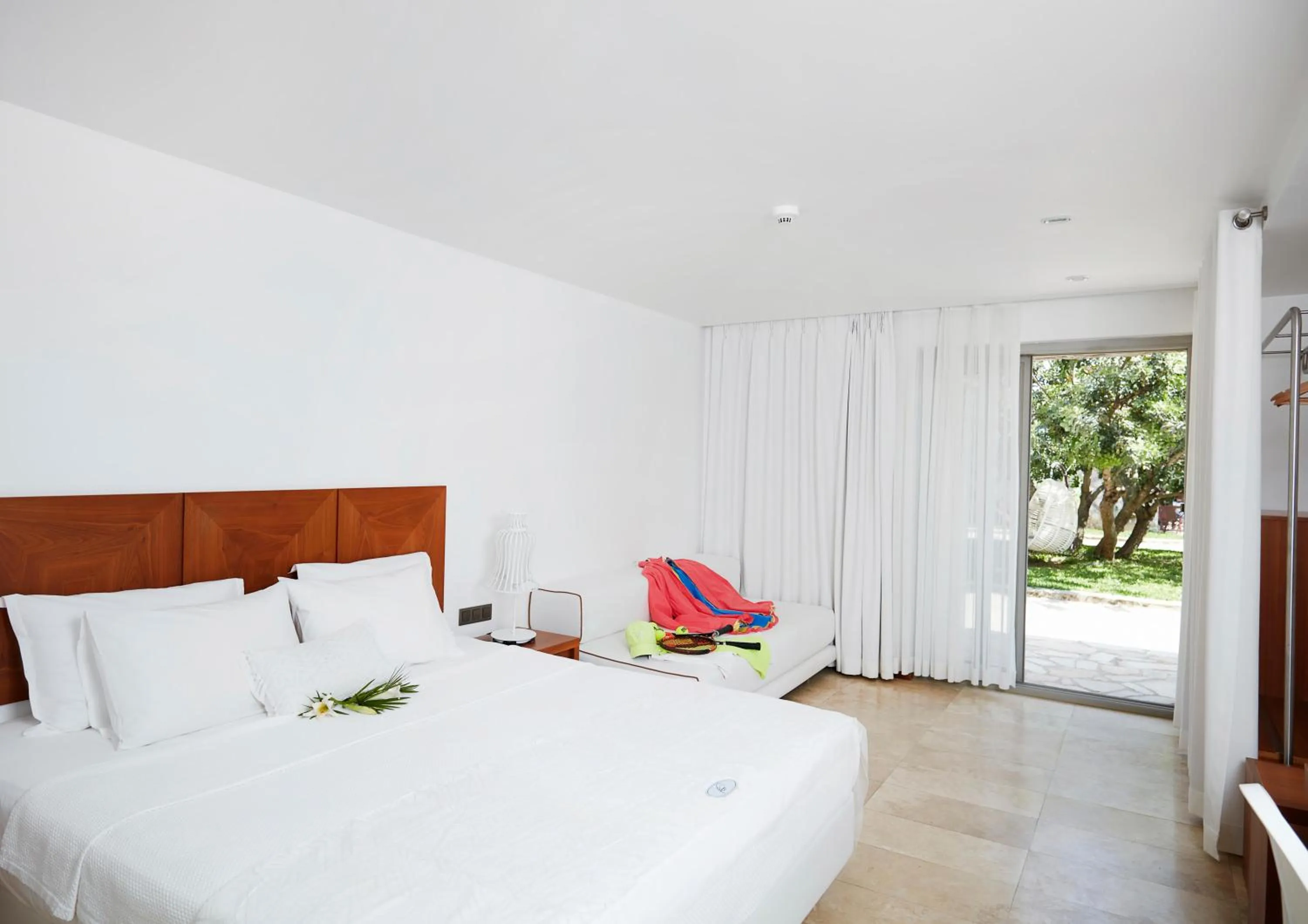 Photo of the whole room, Bed in Flow Datca Surf & Beach Hotel