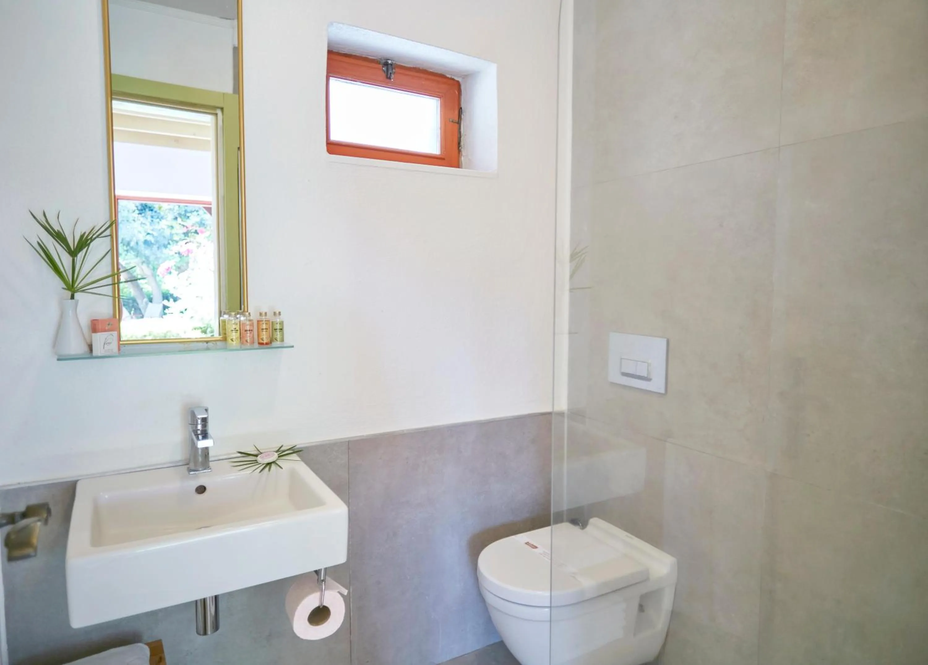 Bathroom in Flow Datca Surf & Beach Hotel