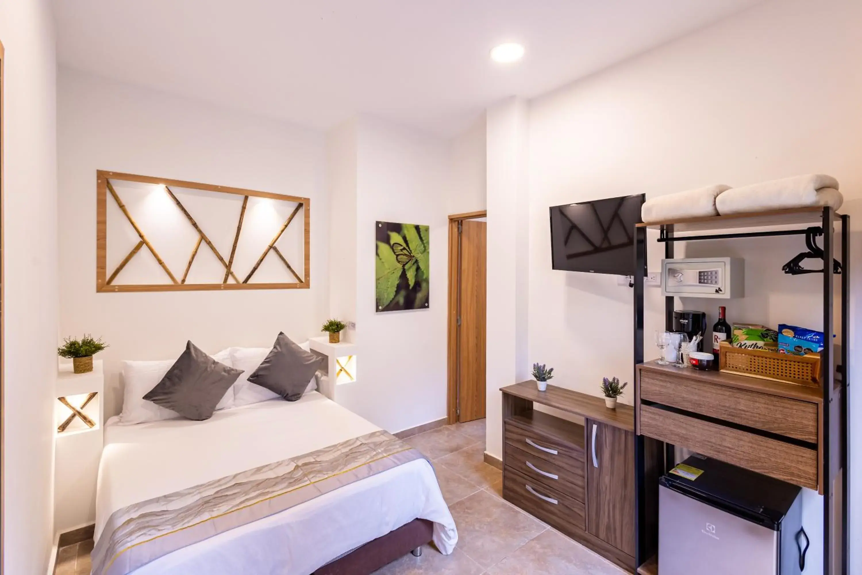 Luxury Triple Room in Ecohotel Piedemonte Luxury Triple Room in Ecohotel Piedemonte