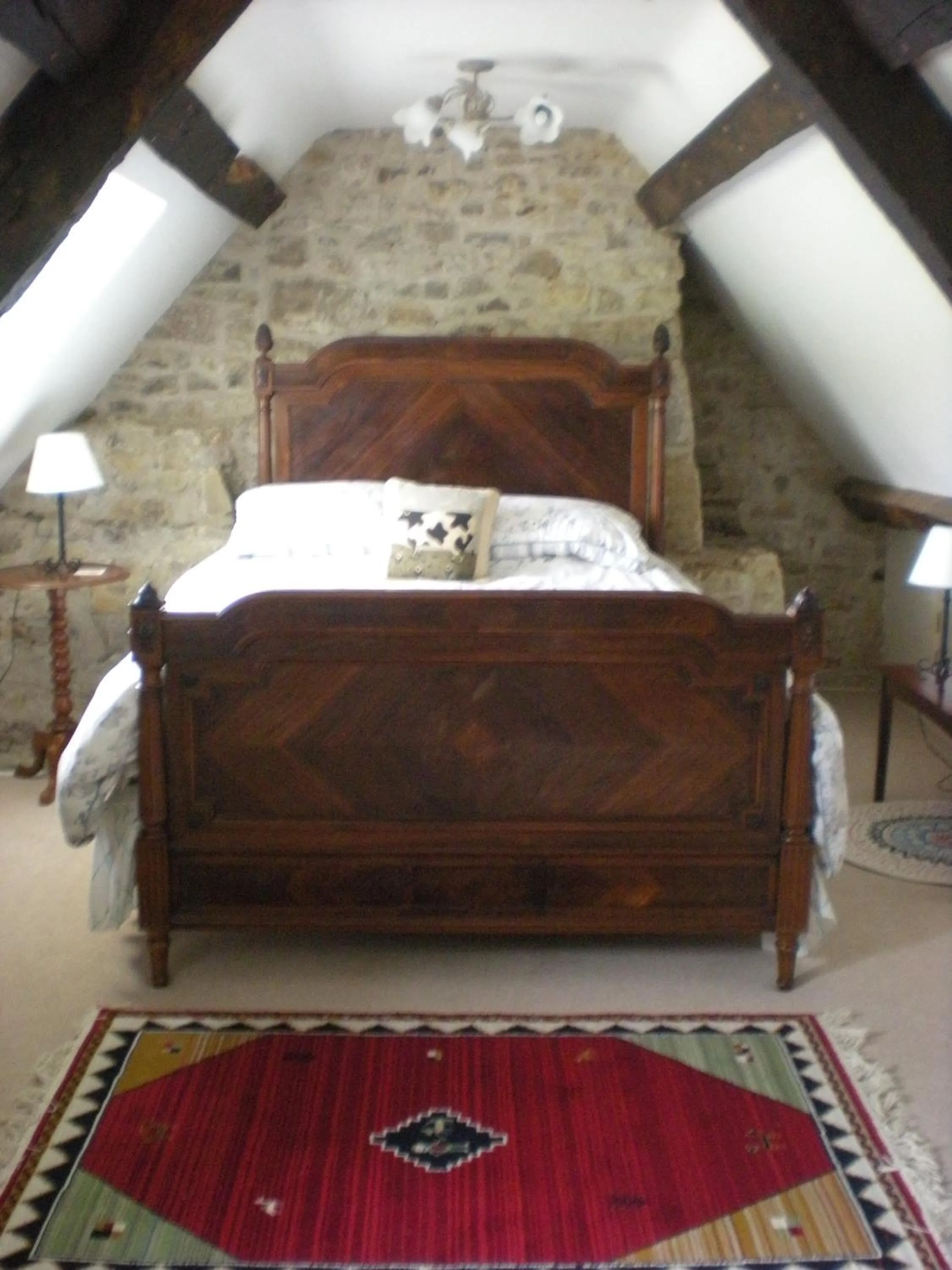 Bed in Cools Farm B&B + Cottages