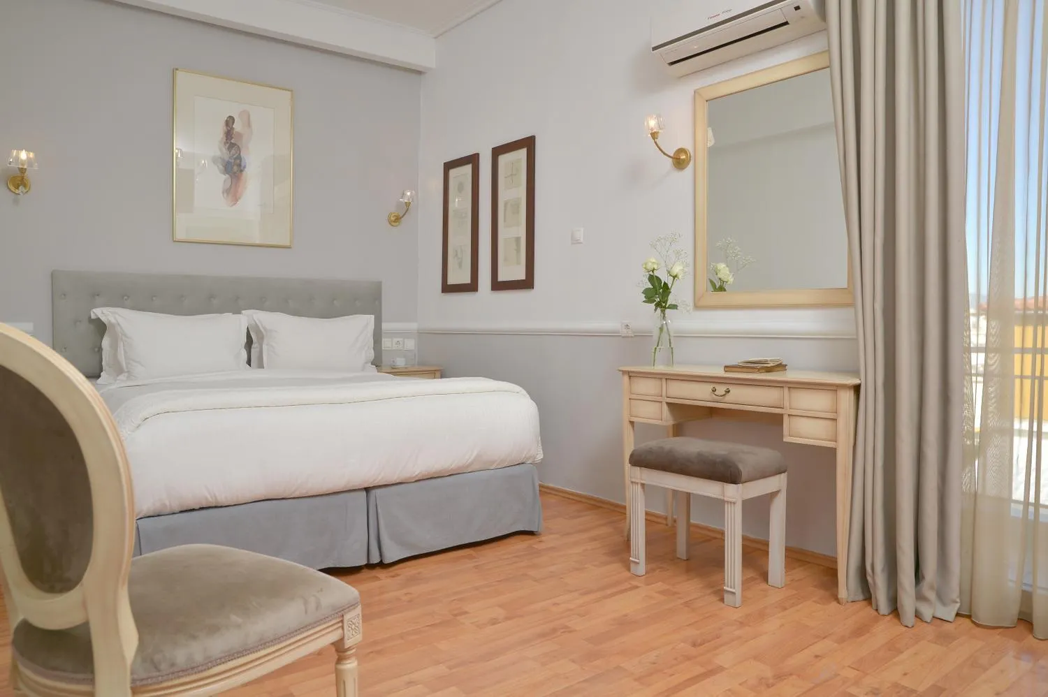 Photo of the whole room, Bed in Acropolis Ami Boutique Hotel