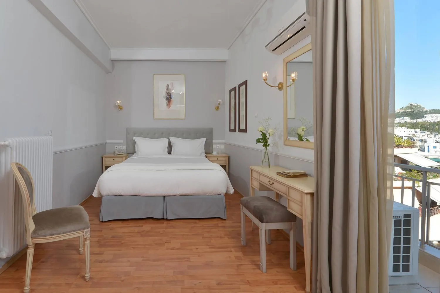 Photo of the whole room, Bed in Acropolis Ami Boutique Hotel