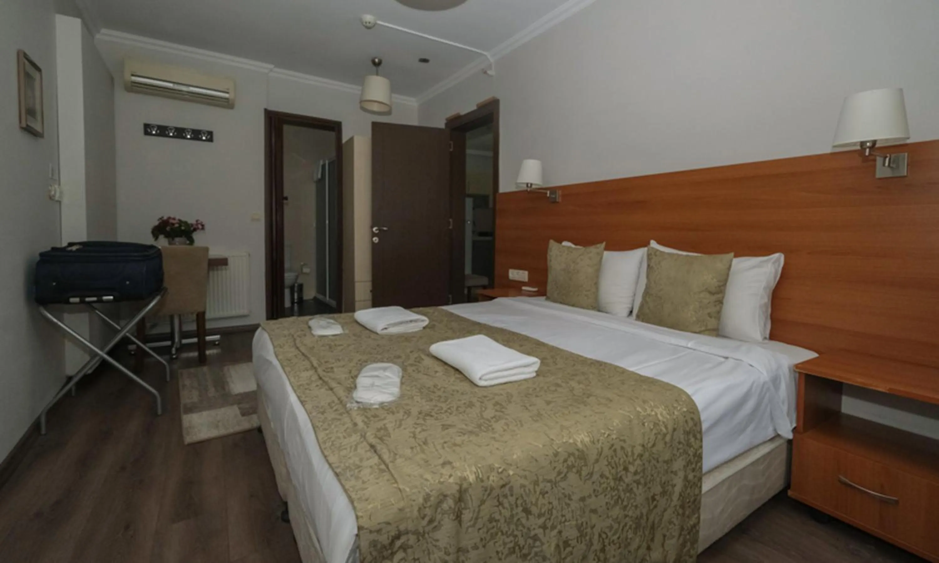 Bed in Belle Maison Hotel&Residence