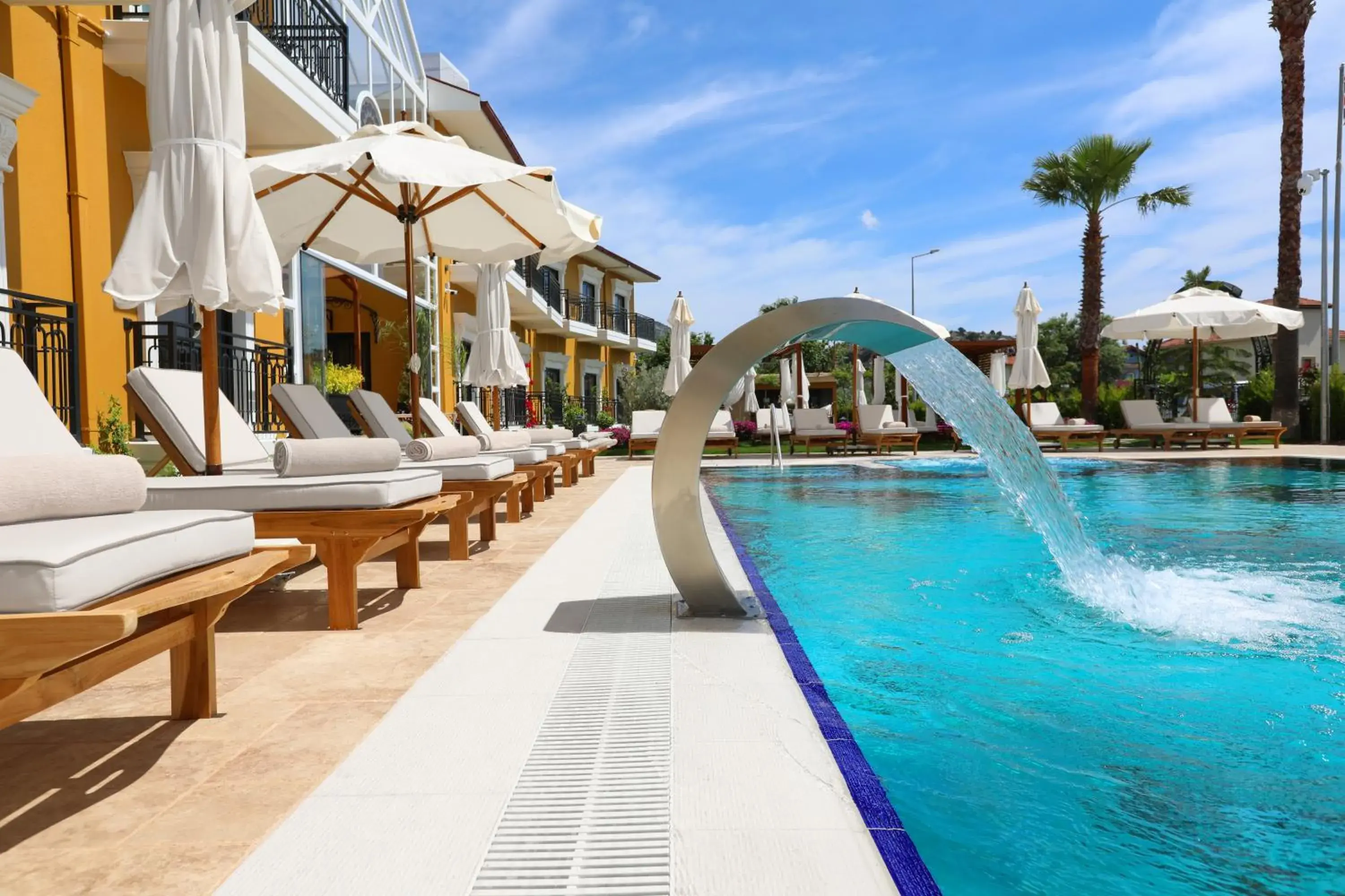 Swimming pool in Michelangelo Boutique Hotel Dalyan Swimming pool in Michelangelo Boutique Hotel Dalyan