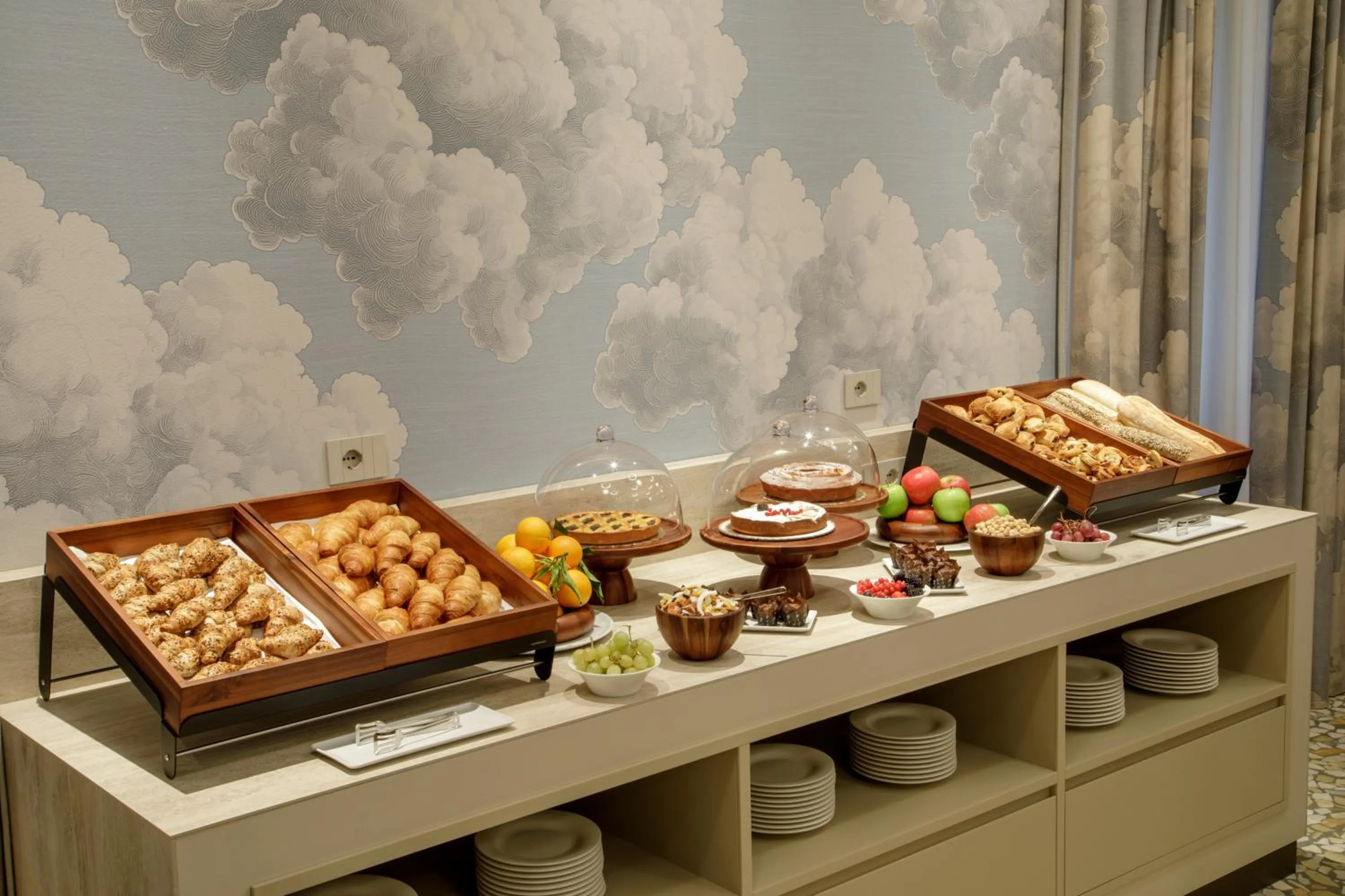 Rosetta Hotel Perugia Tapestry Collection By Hilton