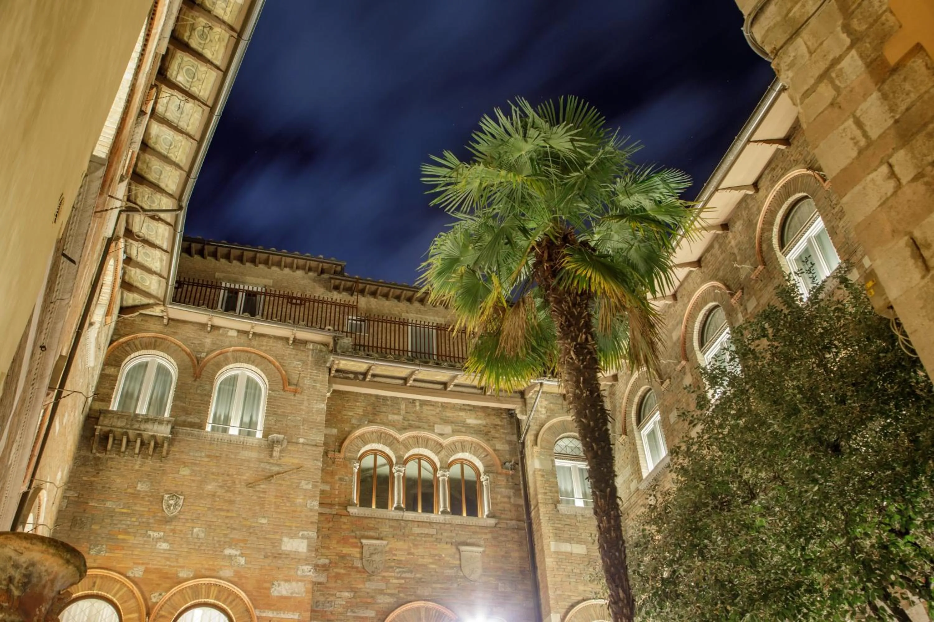 Rosetta Hotel Perugia Tapestry Collection By Hilton