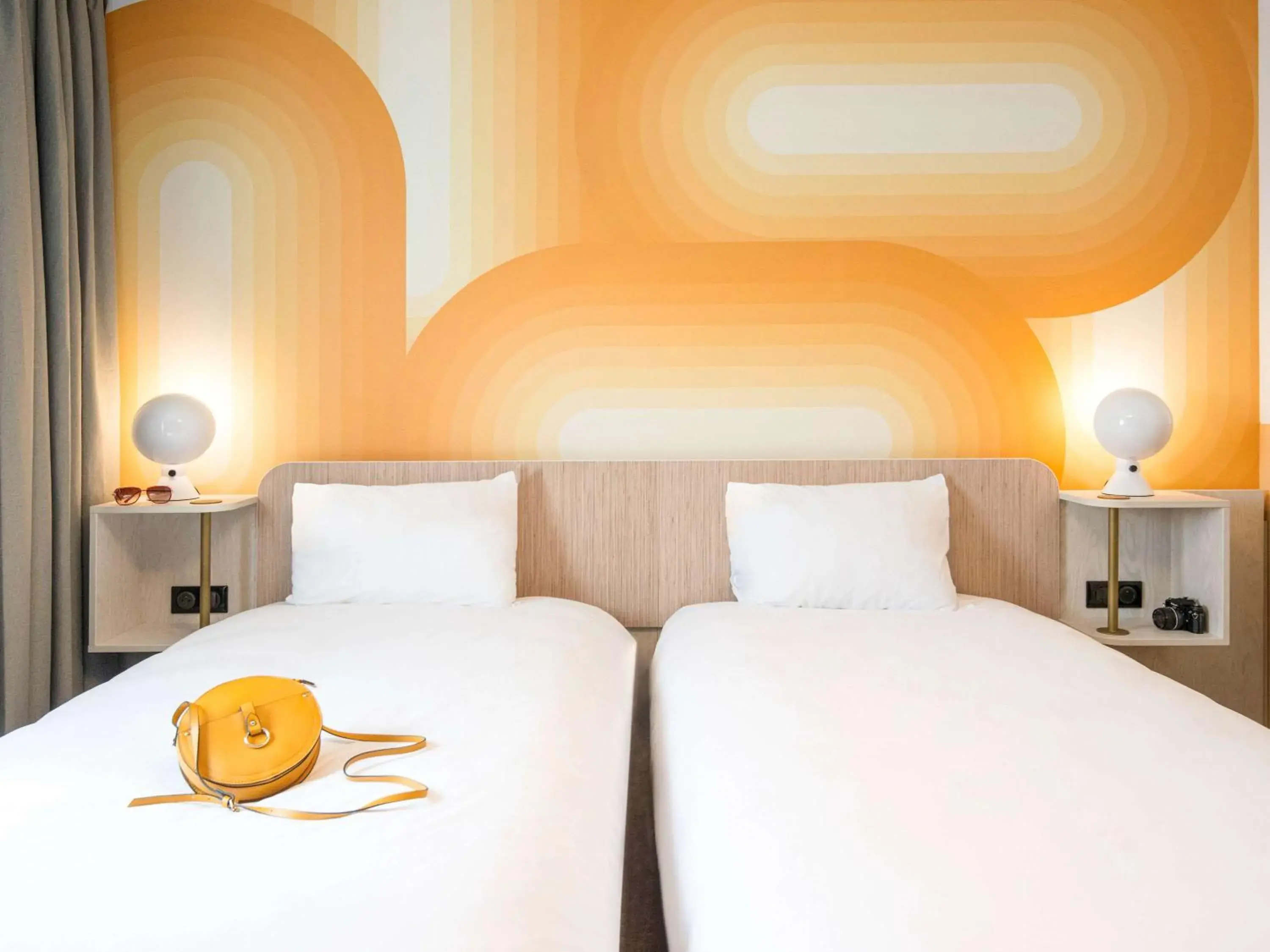 Bedroom, Bed in ibis Styles Pertuis Portes du Luberon Bedroom, Bed in ibis Styles Pertuis Portes du Luberon