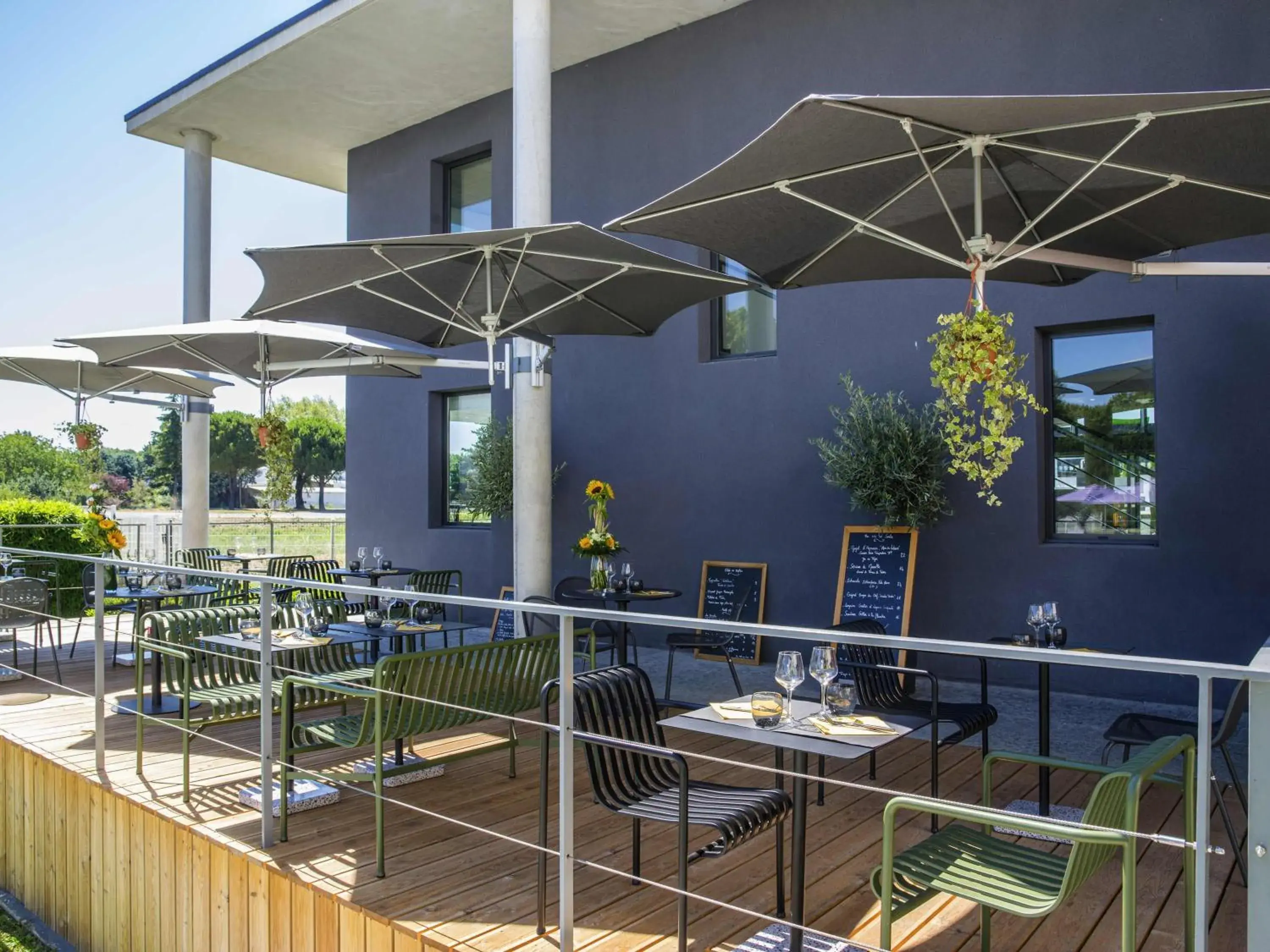 Restaurant/places to eat in ibis Styles Pertuis Portes du Luberon Restaurant/places to eat in ibis Styles Pertuis Portes du Luberon