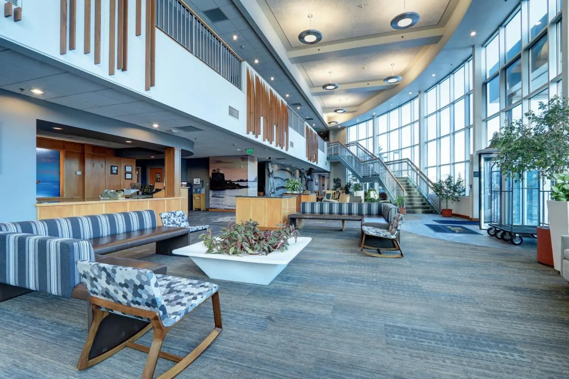 Property building in Dimond Center Hotel Property building in Dimond Center Hotel