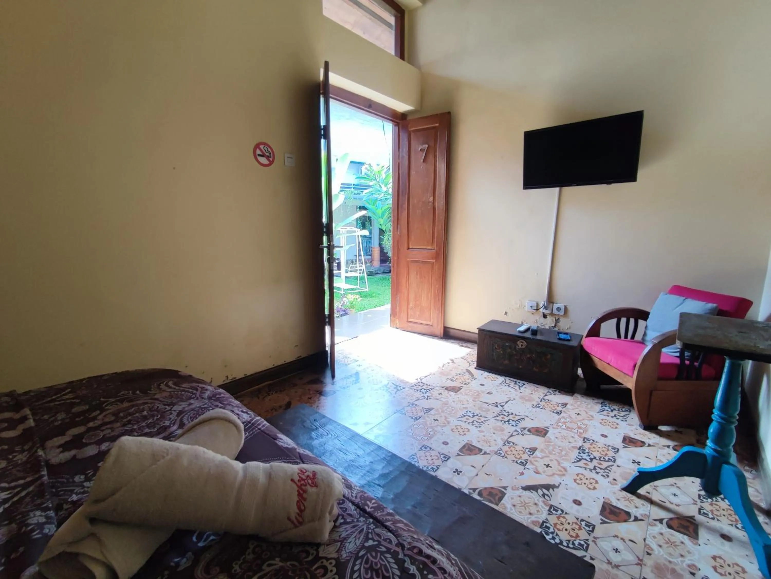 Bed in Doeloerkoe Homestay