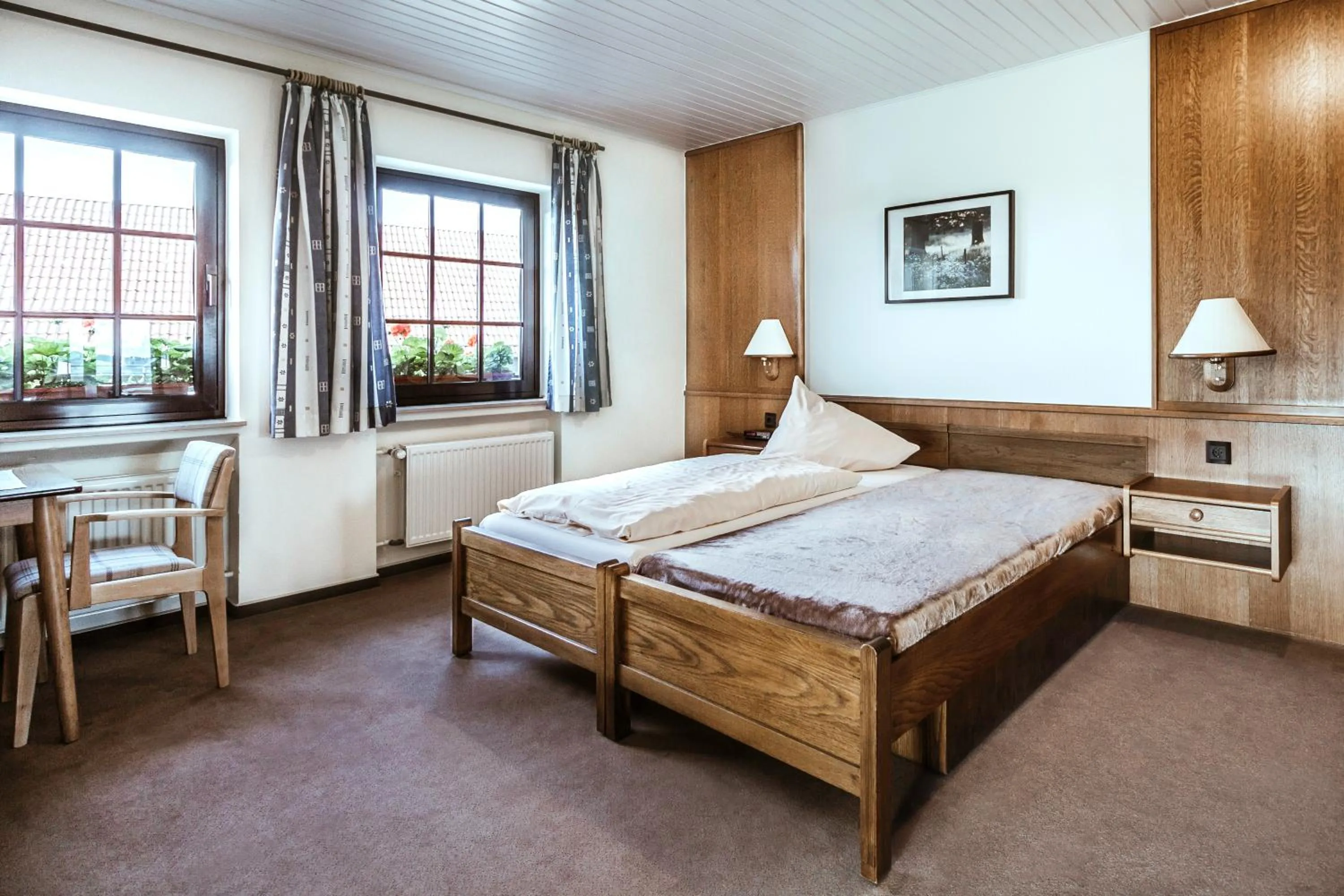 Bed in Landgasthaus Pfahl