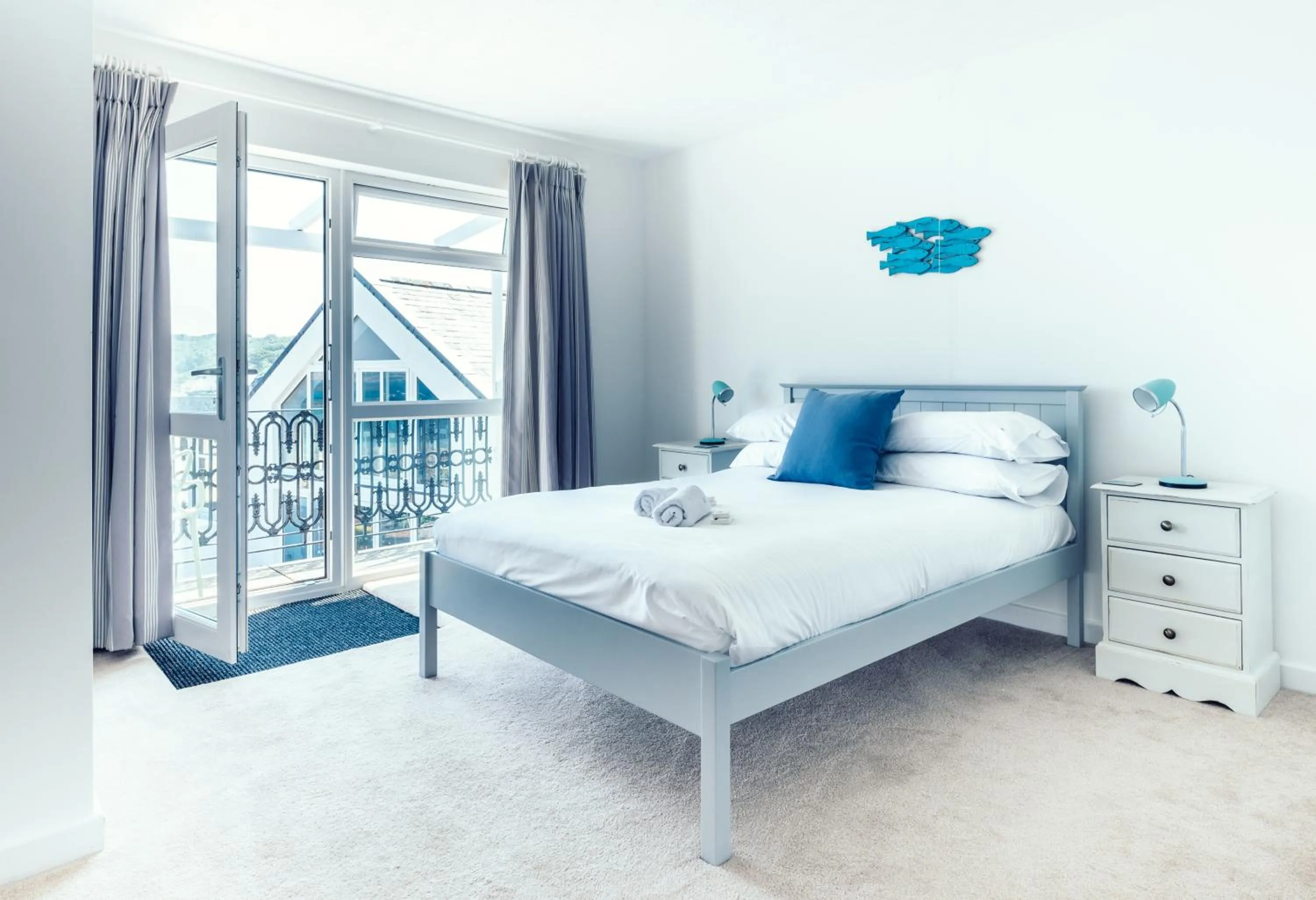 Photo of the whole room, Bed in The Imperial Hotel