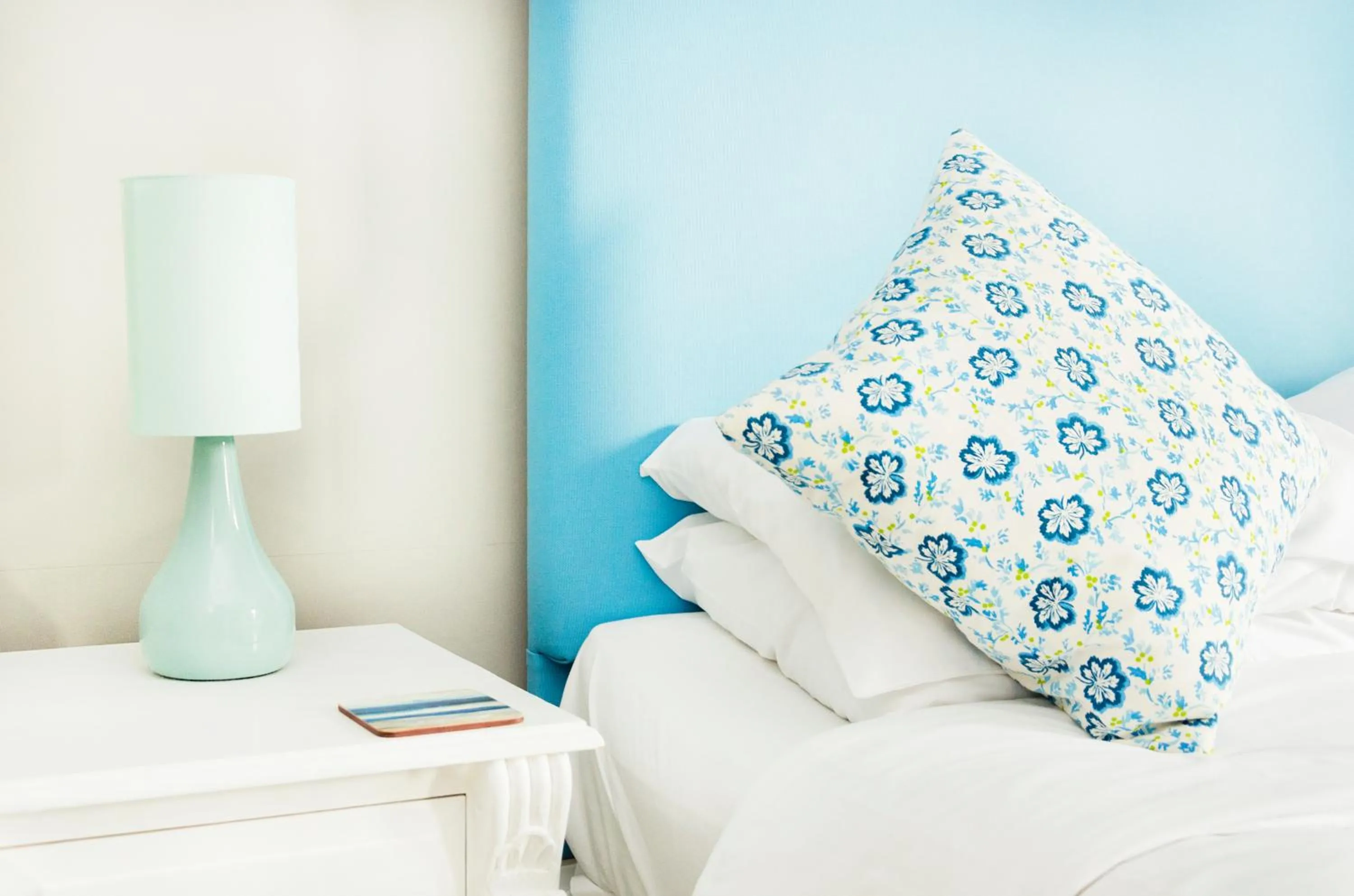 Decorative detail, Bed in The Imperial Hotel