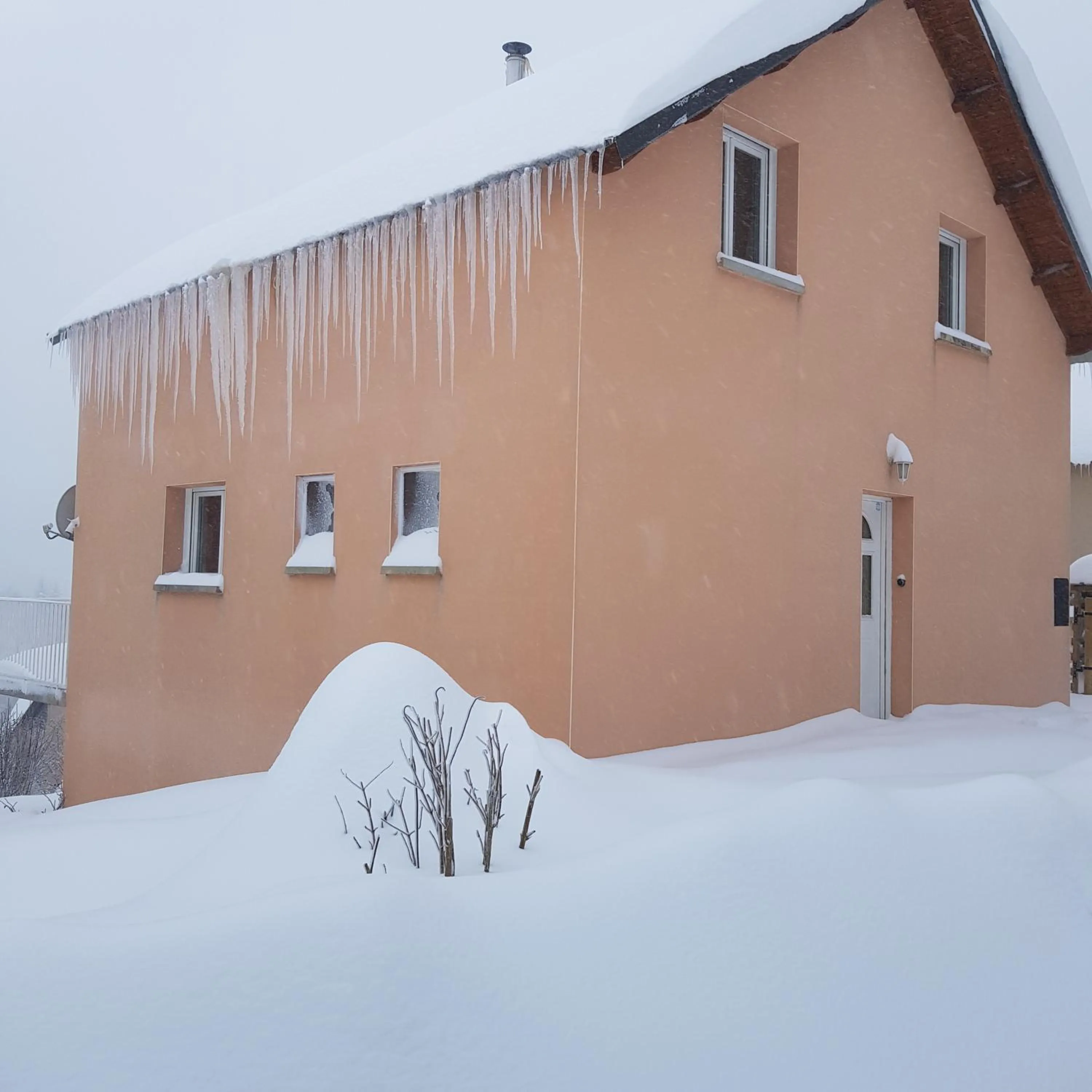 Property building in AUBRAC Spa