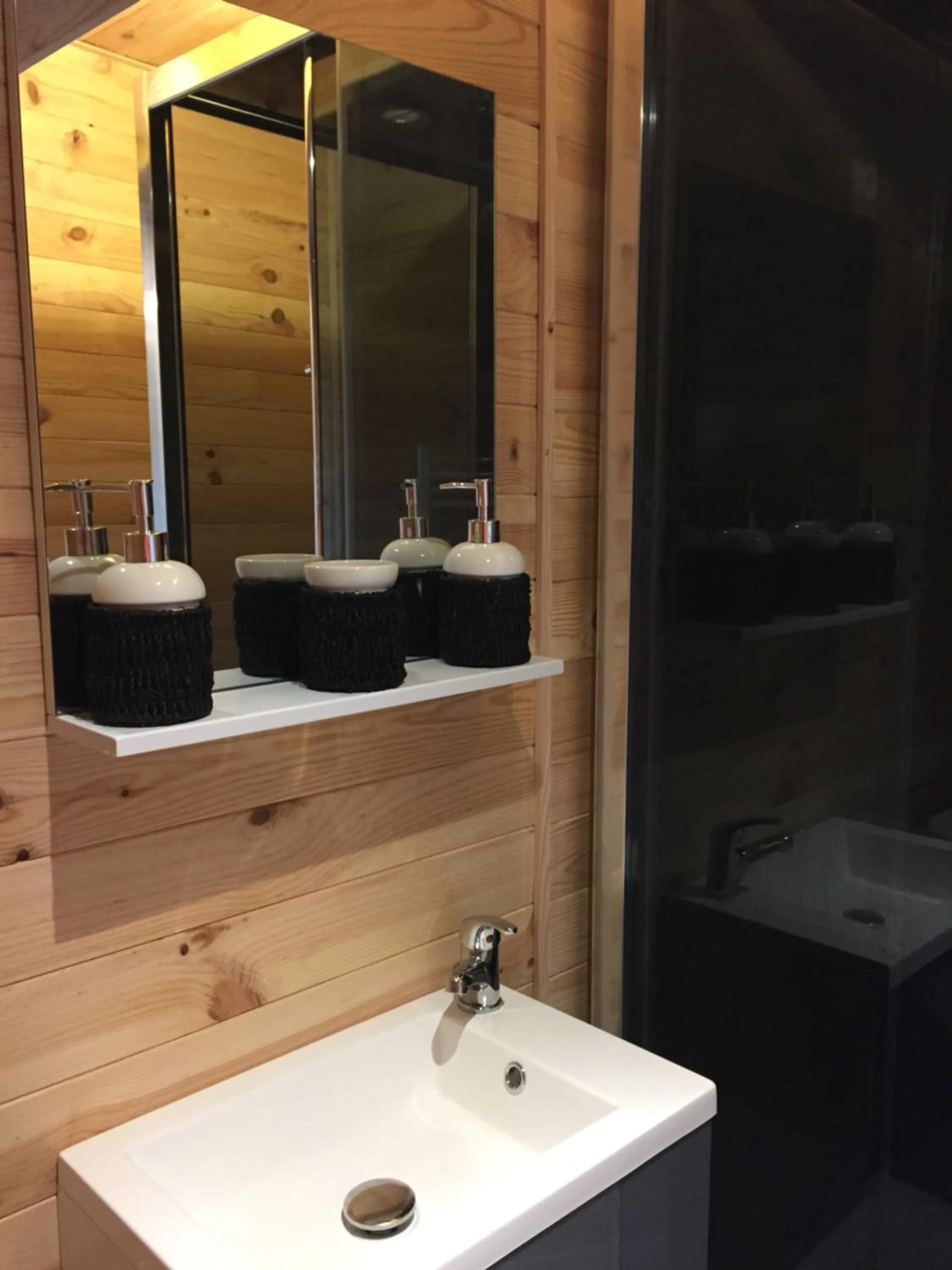 Bathroom in AUBRAC Spa