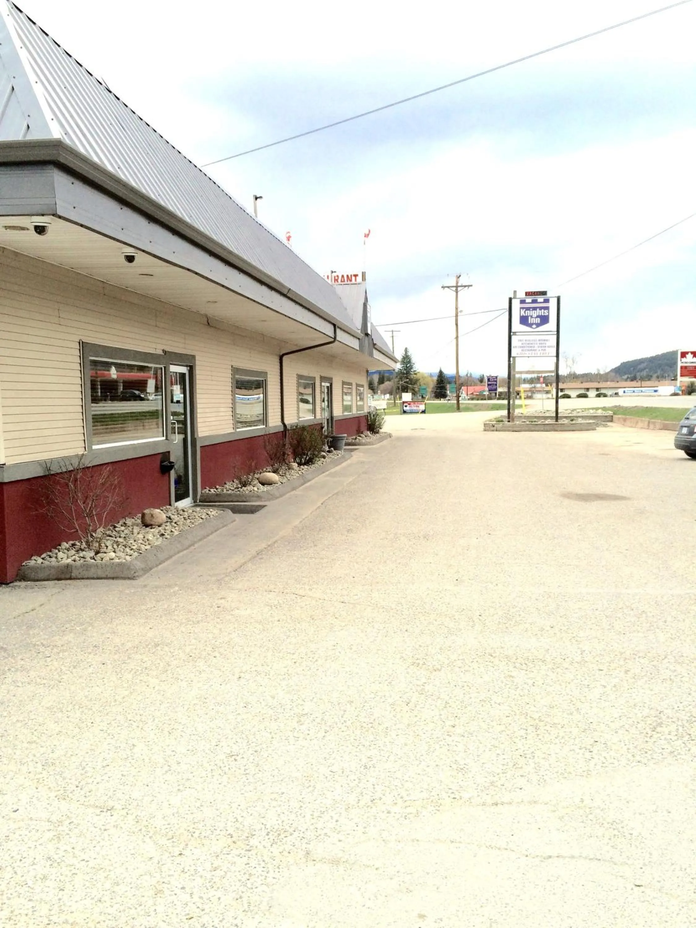 Facade/entrance in Barriere Motor Inn-BMI