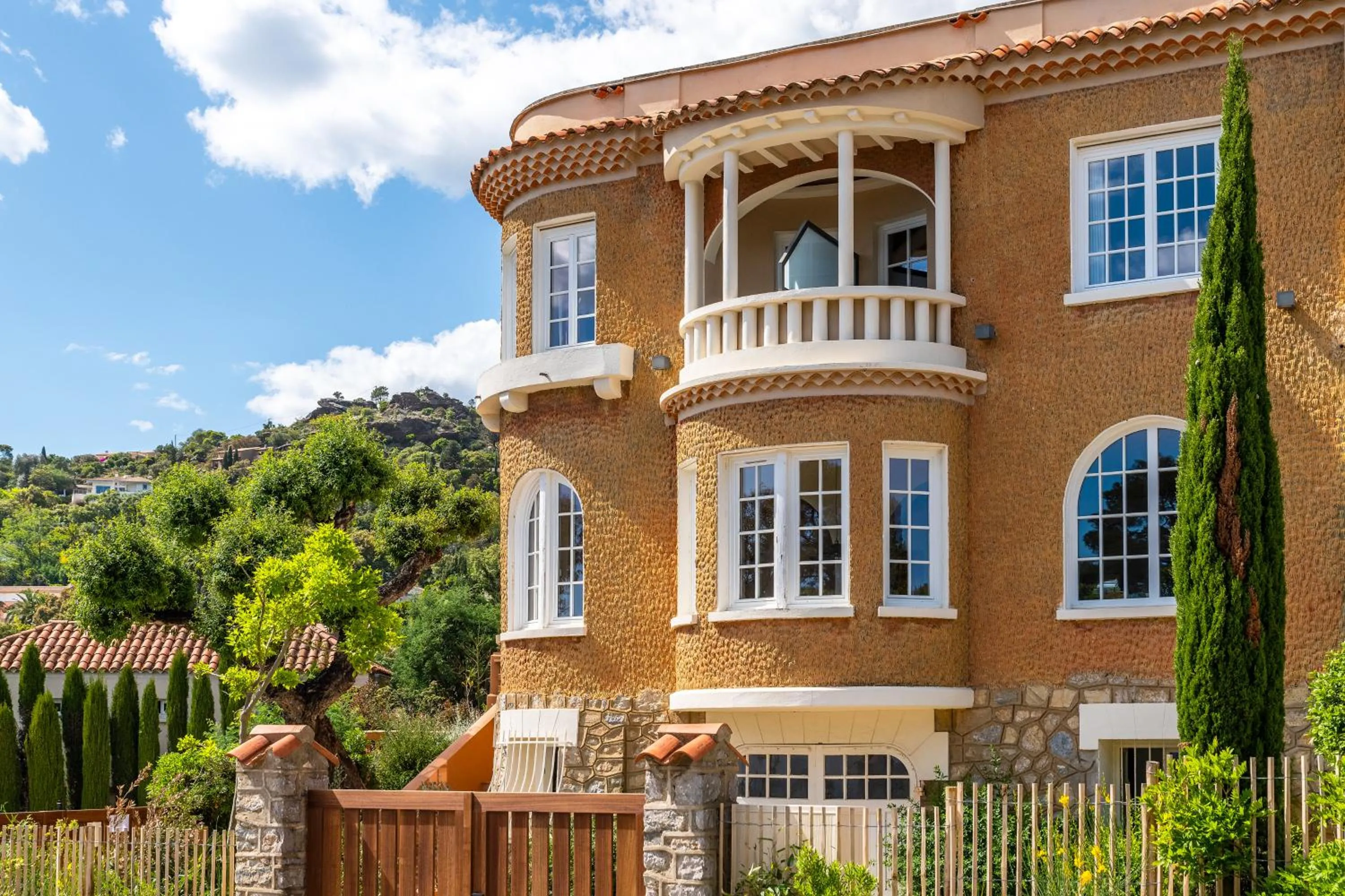 Property building in Les Terrasses du Bailli