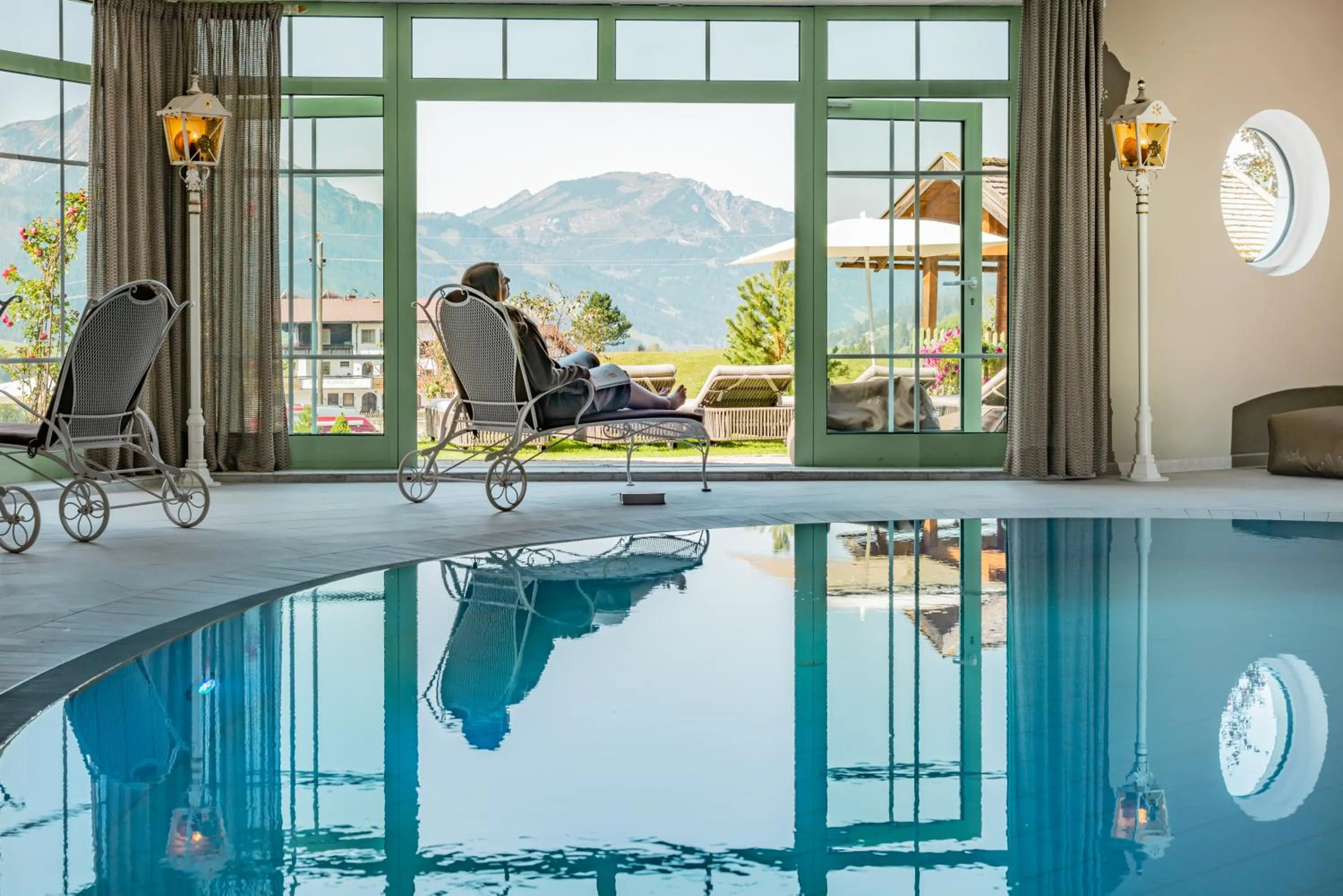 Swimming pool in Hotel Sonnenhof