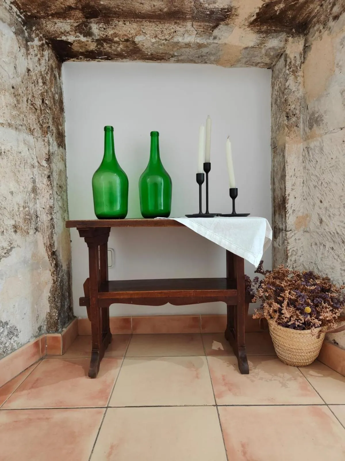 Decorative detail in Can Font