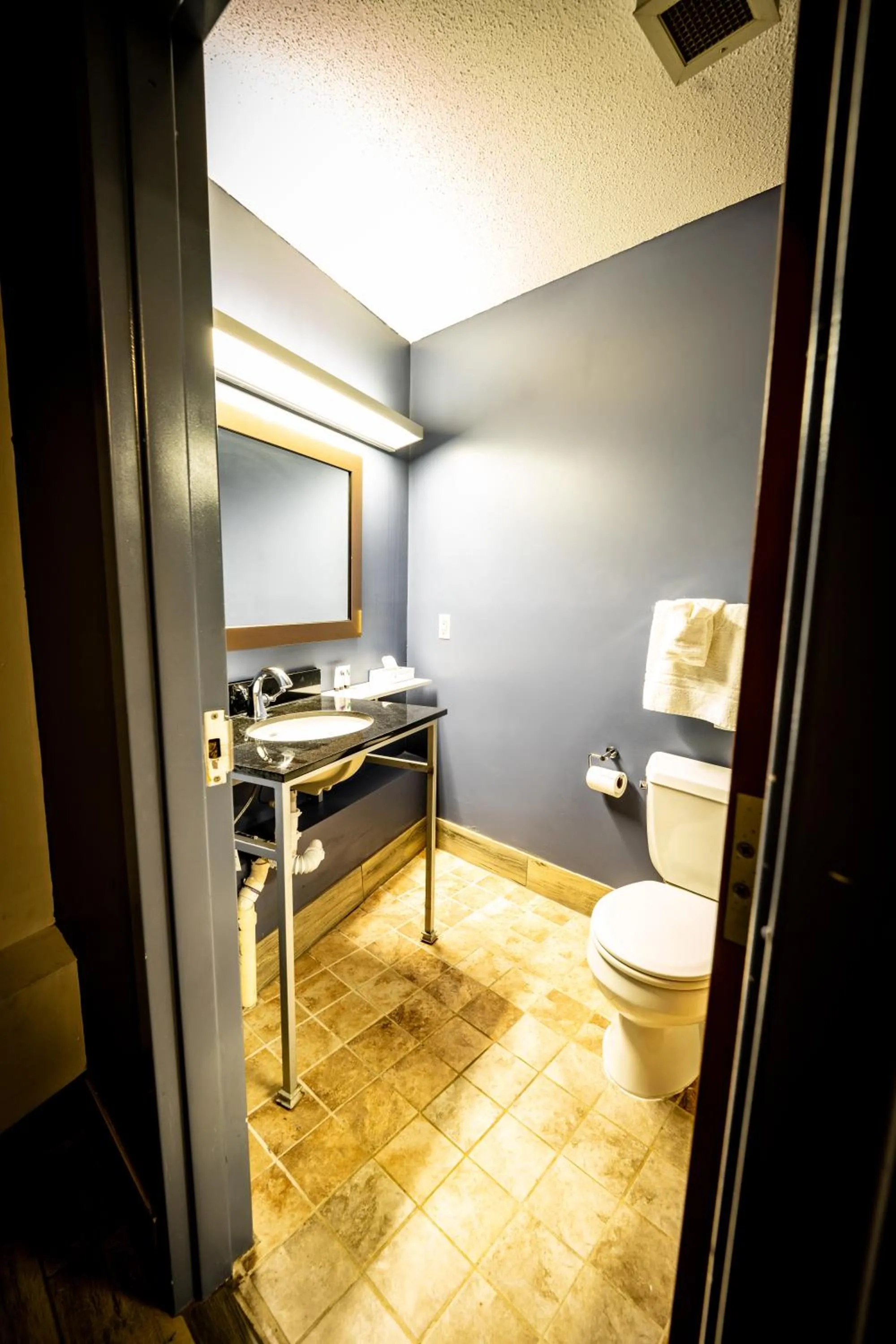 Manistee Inn & Marina