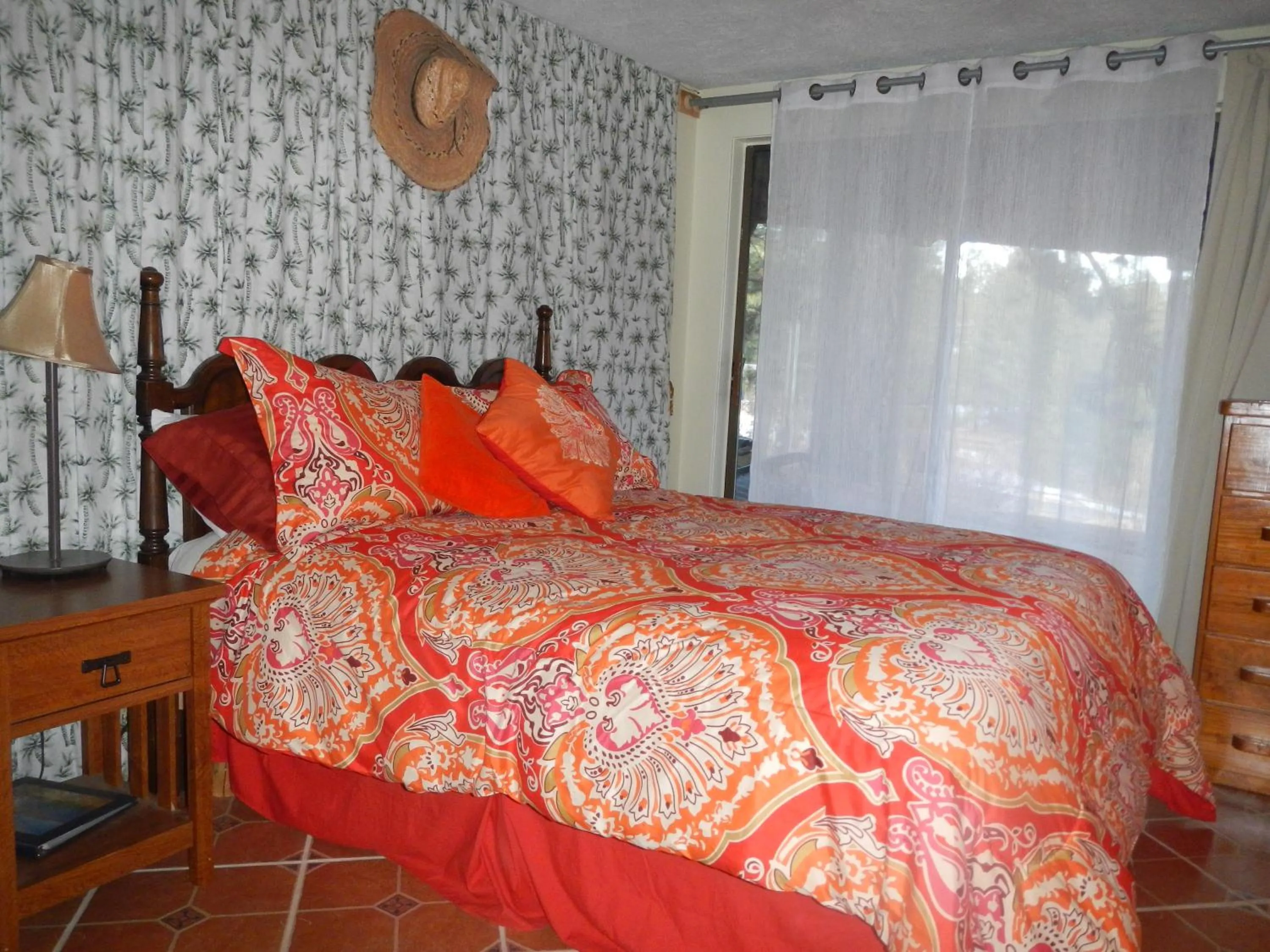 Bedroom, Bed in Whitebird Summit Lodge