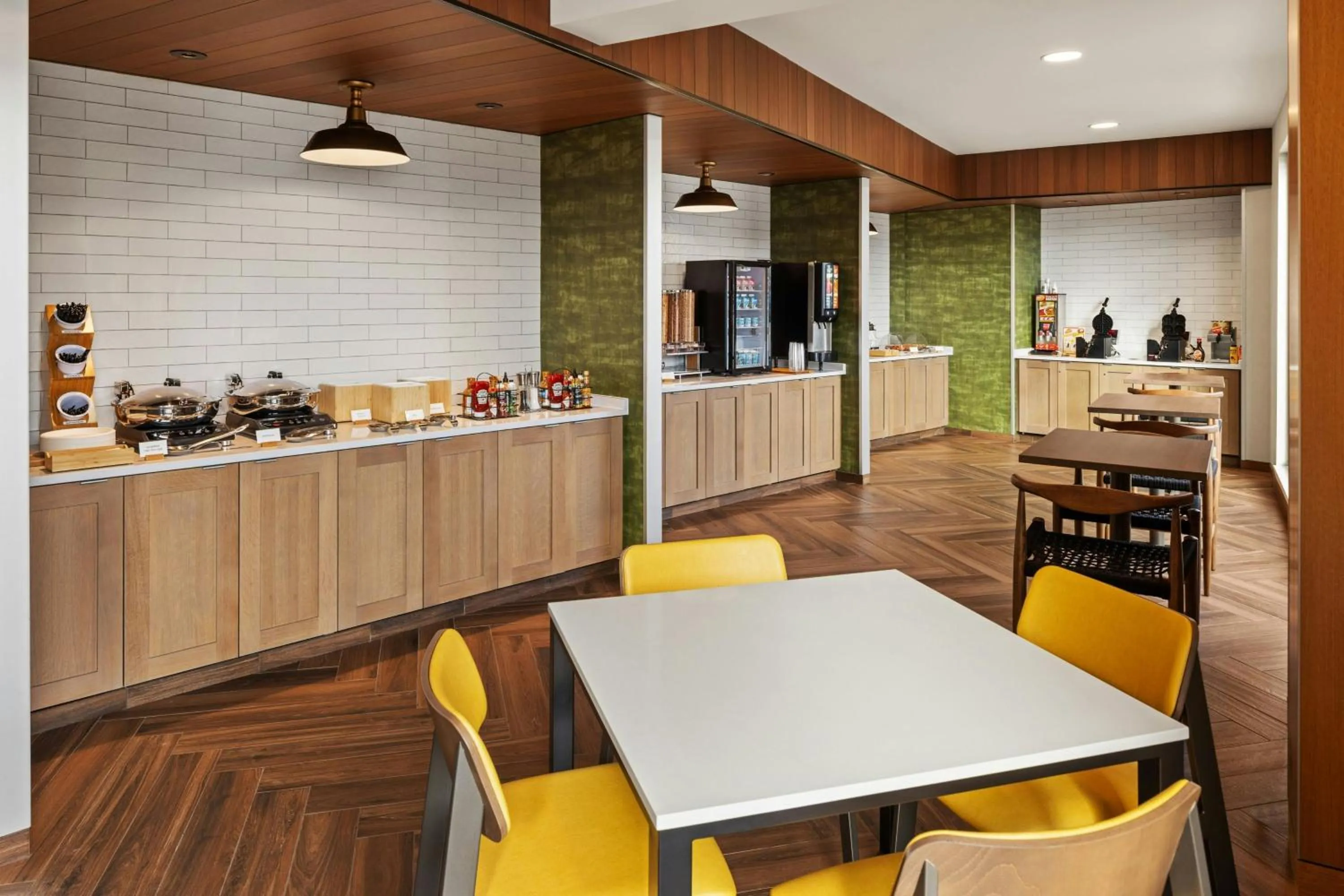 Breakfast in Fairfield by Marriott Inn & Suites Cedar Rapids North