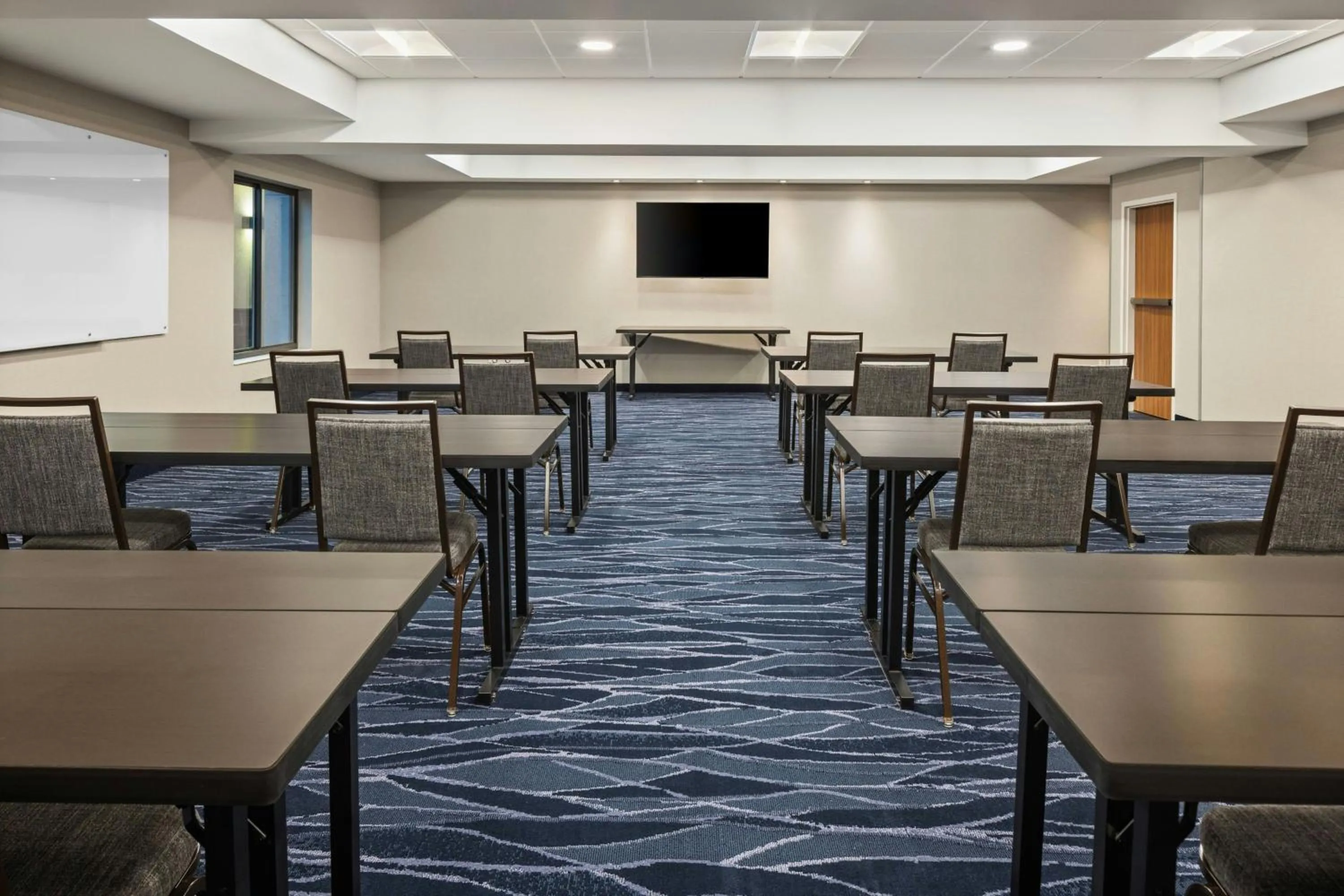 Meeting/conference room in Fairfield by Marriott Inn & Suites Cedar Rapids North