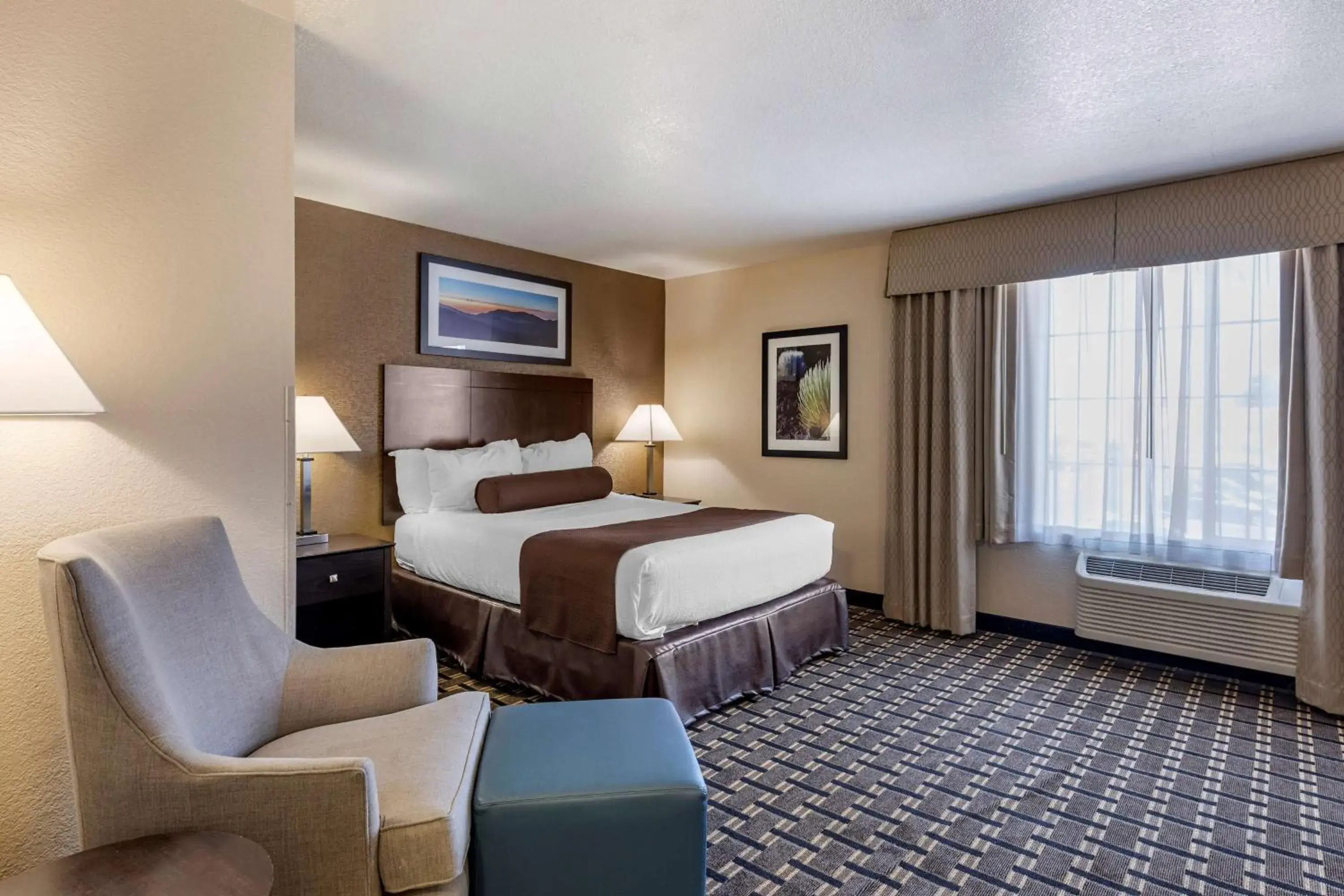 Queen Suite - Disability Access in Best Western Plus Las Vegas West Queen Suite - Disability Access in Best Western Plus Las Vegas West