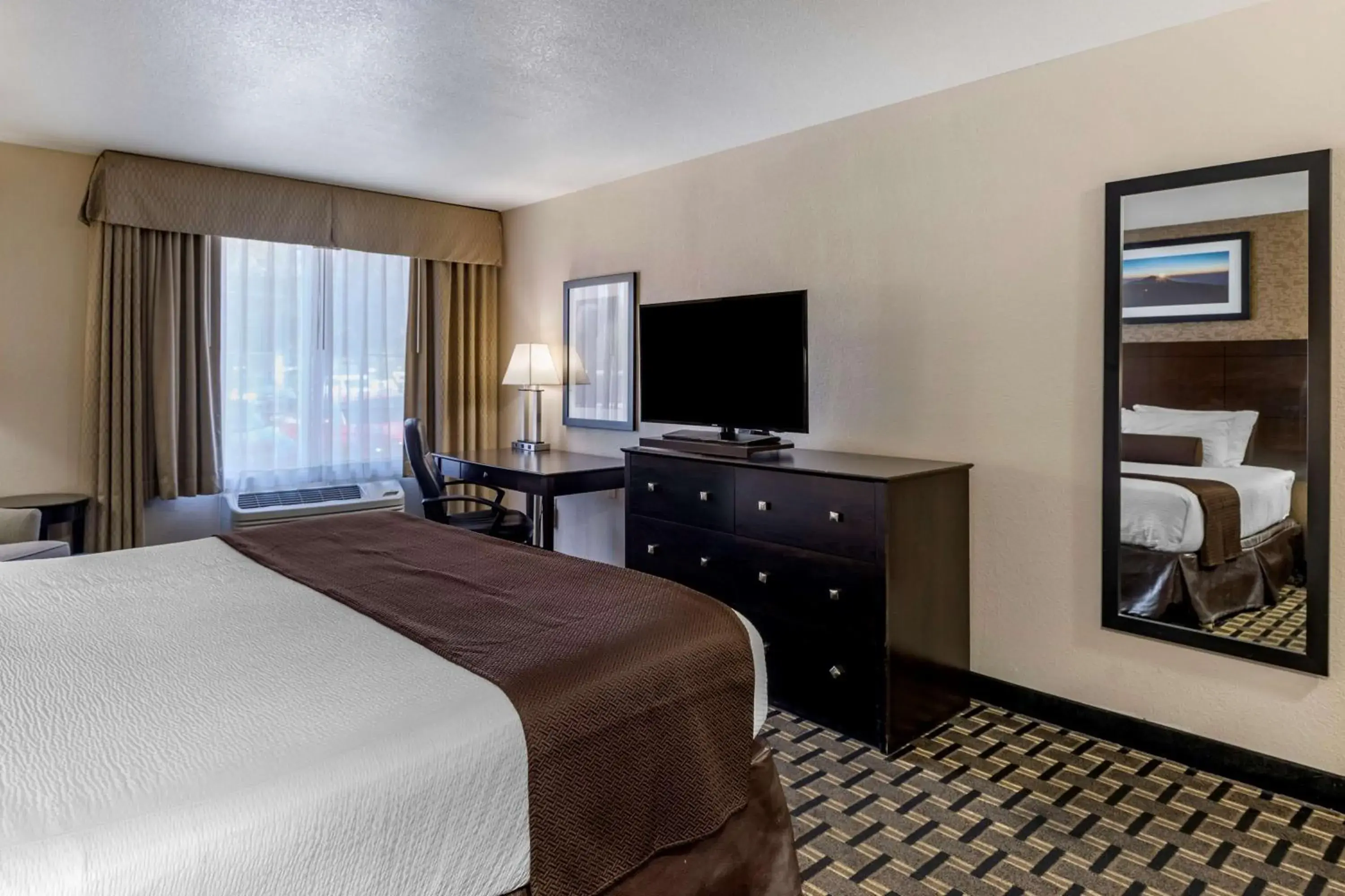 Bedroom, Bed in Best Western Plus Las Vegas West Bedroom, Bed in Best Western Plus Las Vegas West