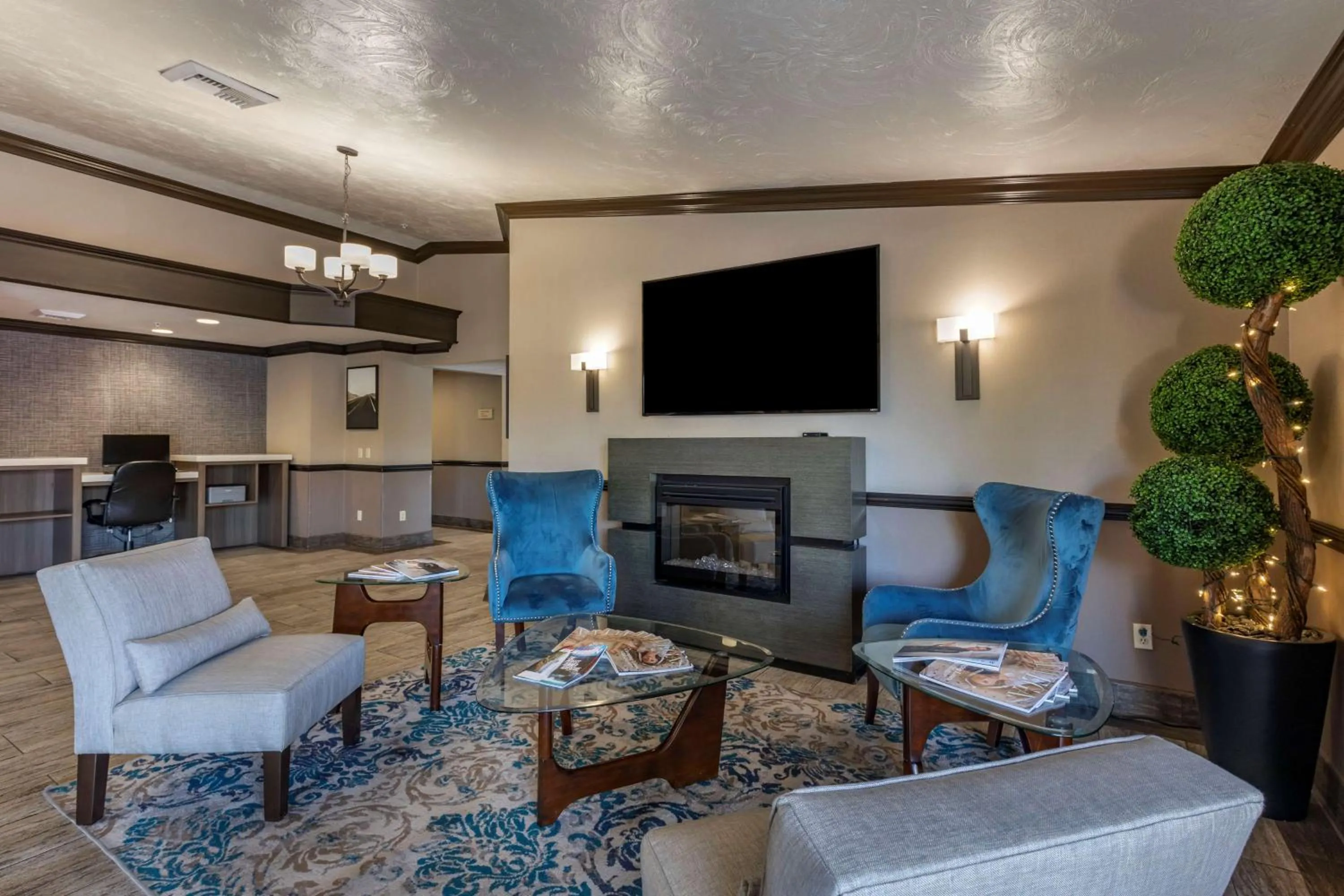 Lobby or reception in Best Western Plus Las Vegas West