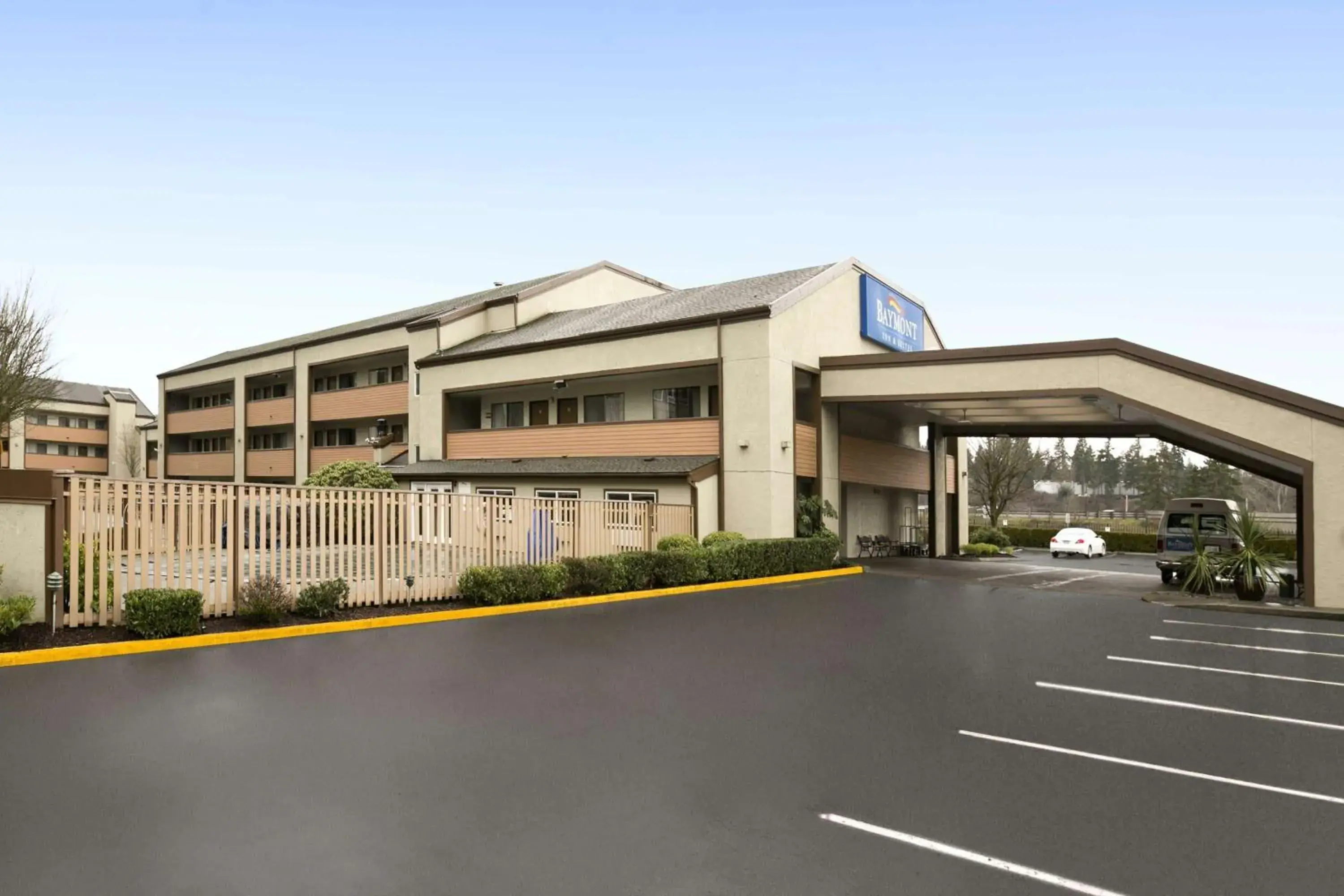 Property building in Baymont by Wyndham Seattle/Kirkland WA Property building in Baymont by Wyndham Seattle/Kirkland WA