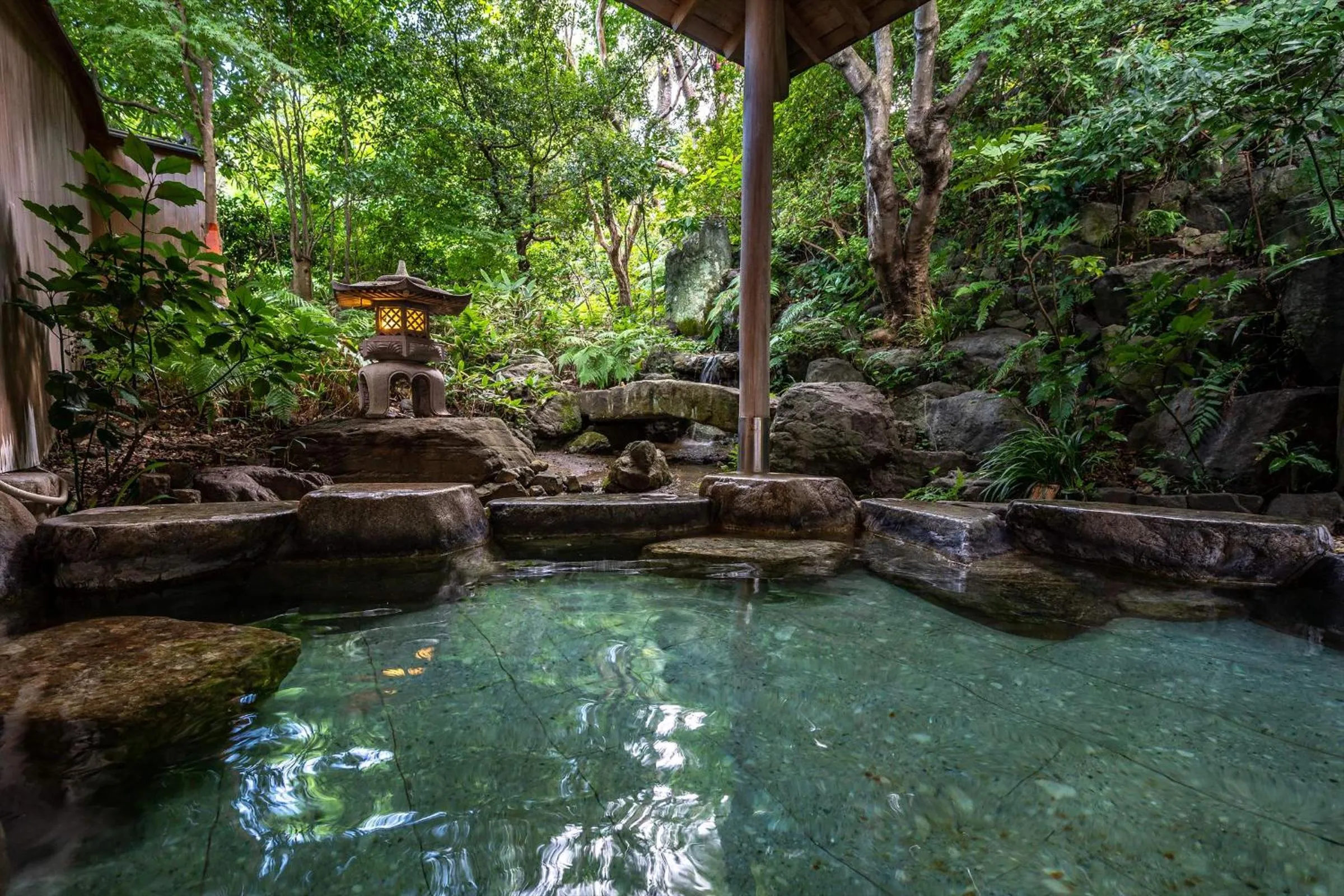 Open Air Bath in Senpokaku