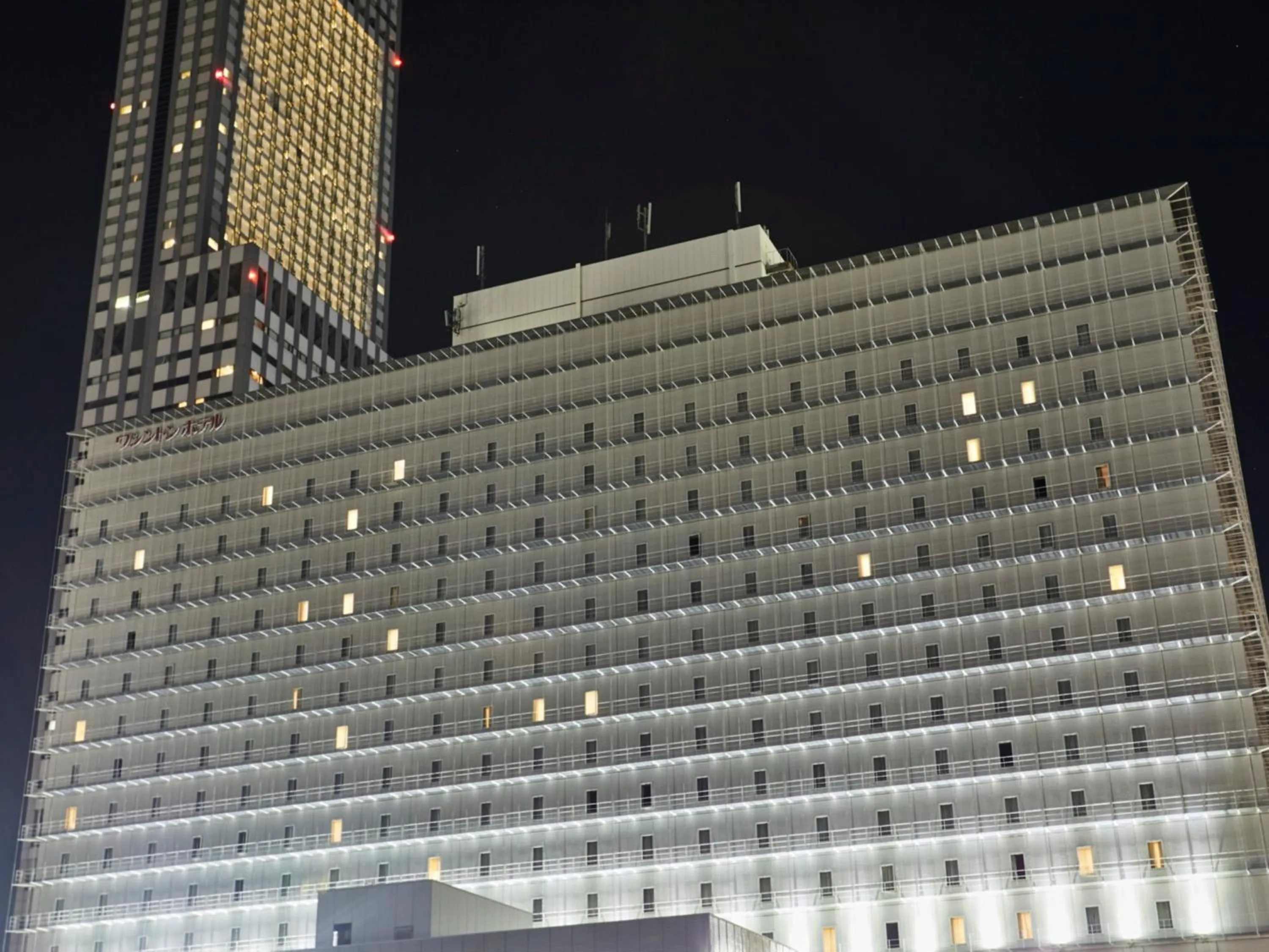 Property building in Kansai Airport Washington Hotel