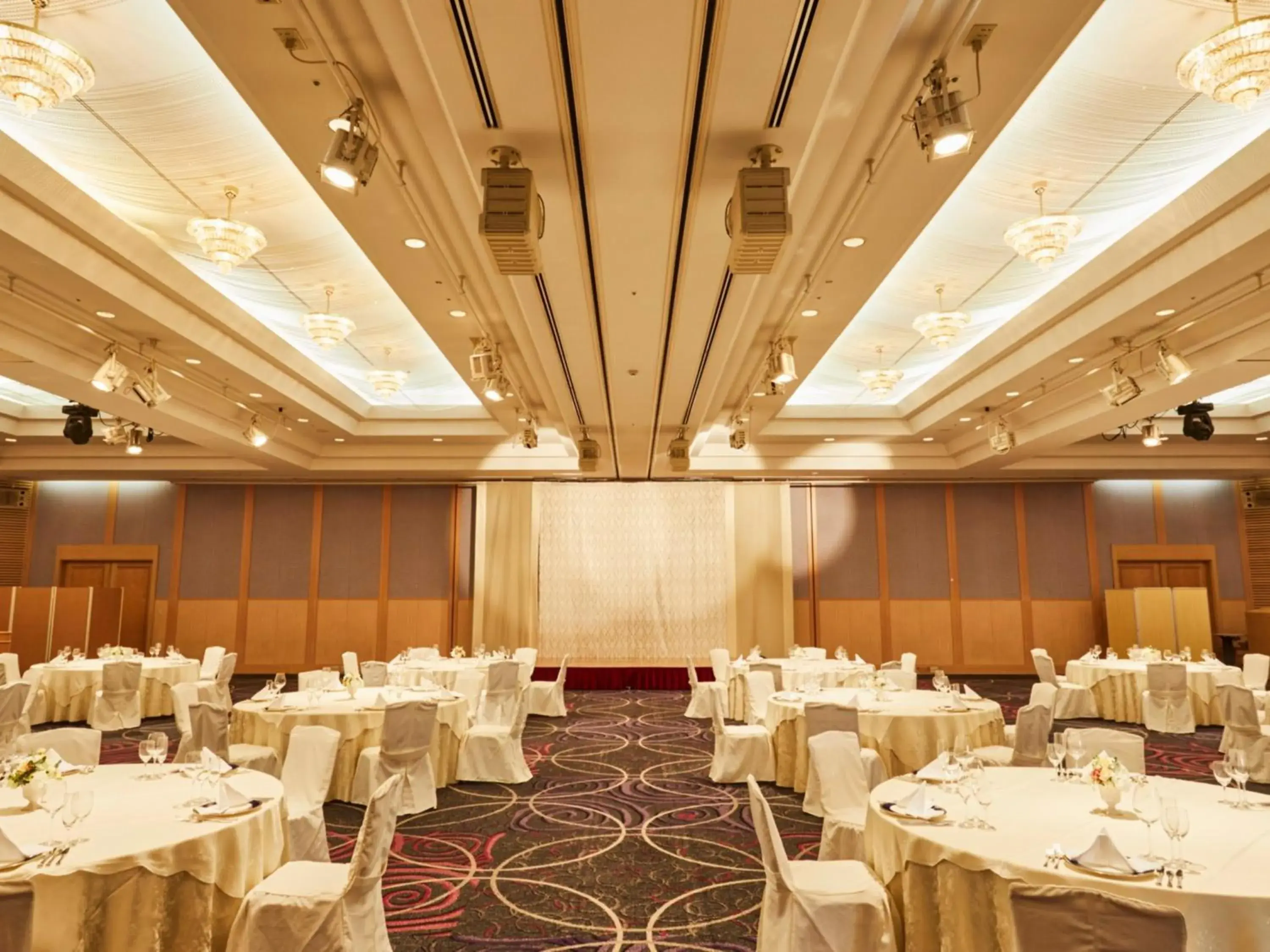 Restaurant/places to eat in Kansai Airport Washington Hotel Restaurant/places to eat in Kansai Airport Washington Hotel