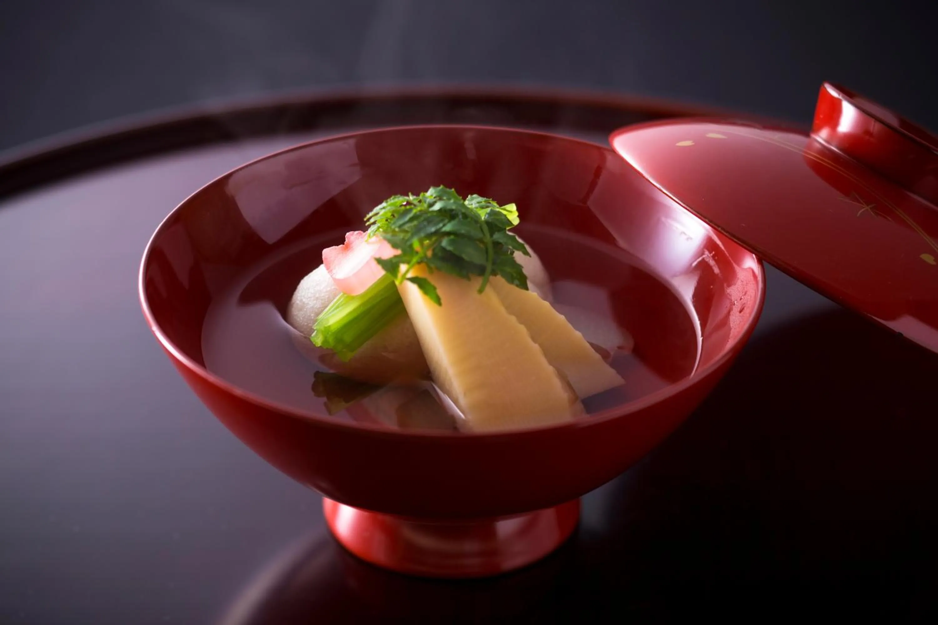 Food and drinks in Charoku Bekkan