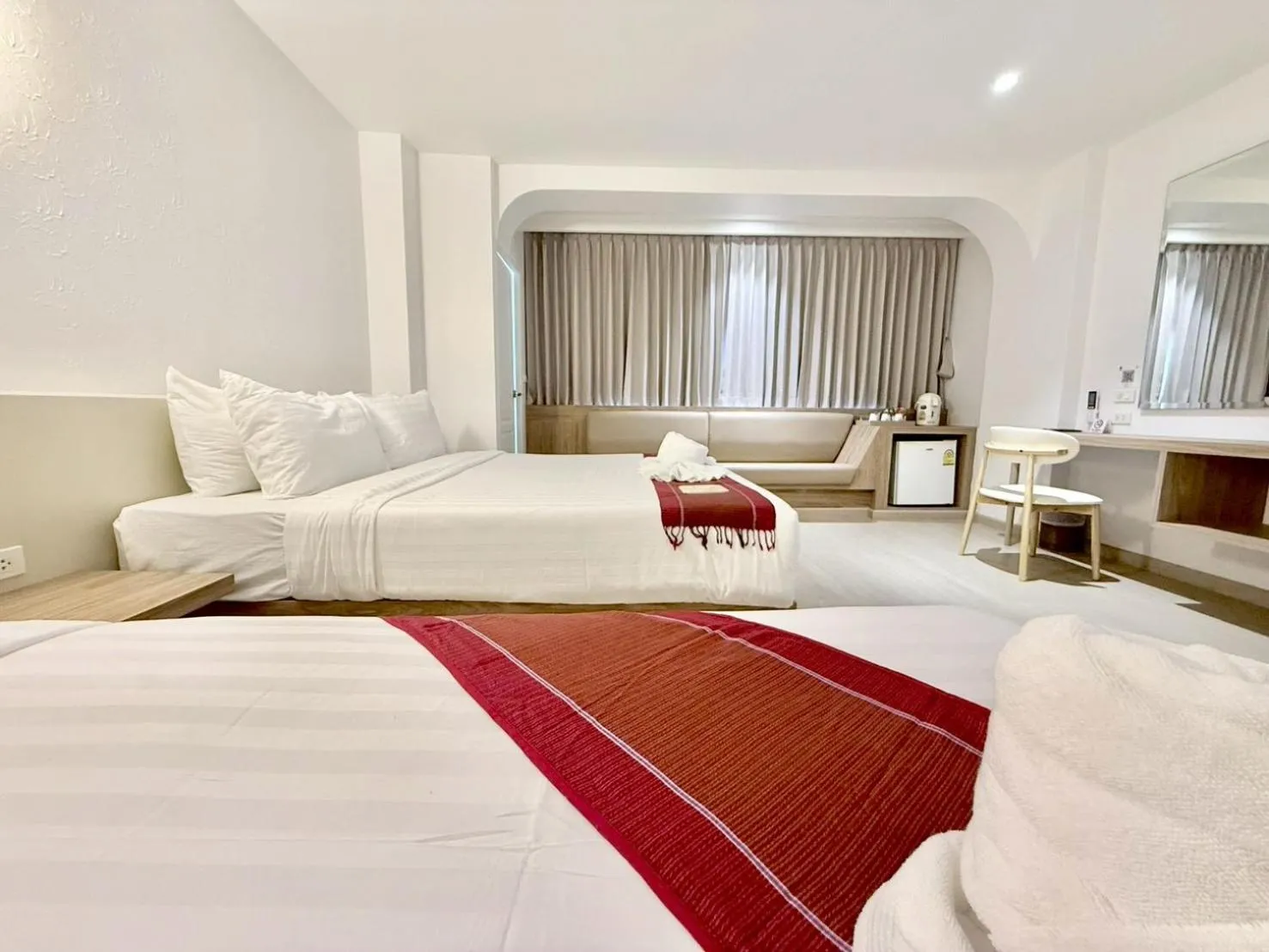 Bed in Phanomrungpuri Hotel Buriram