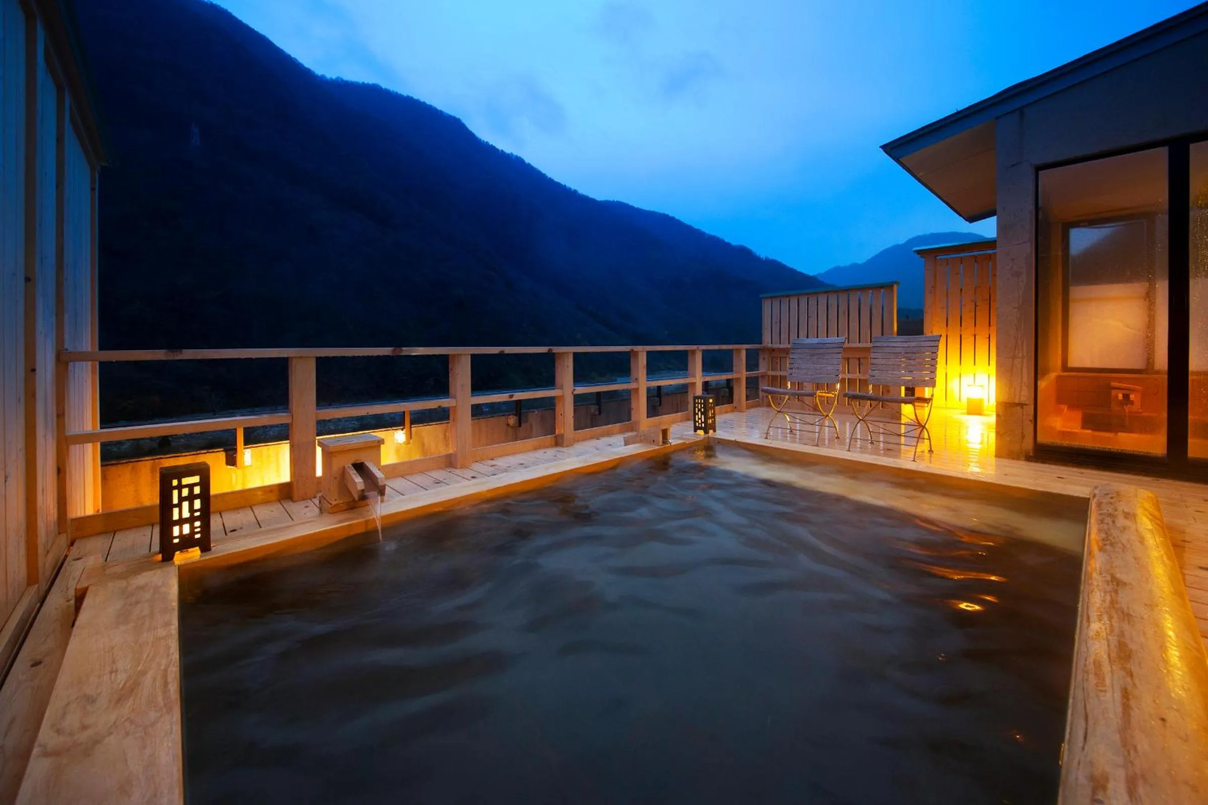 Hot Spring Bath in Yukimurasaki