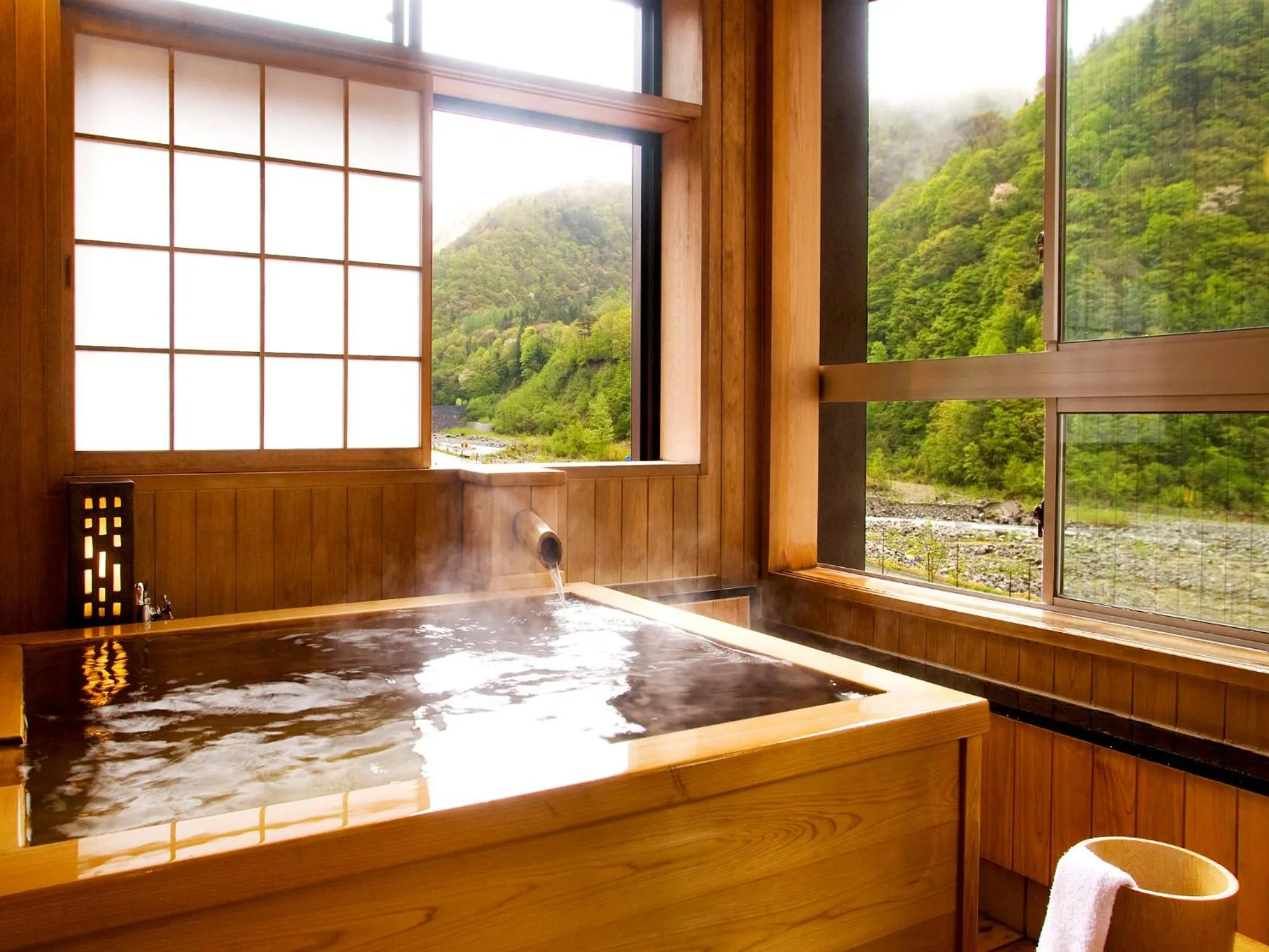 Hot Spring Bath in Yukimurasaki