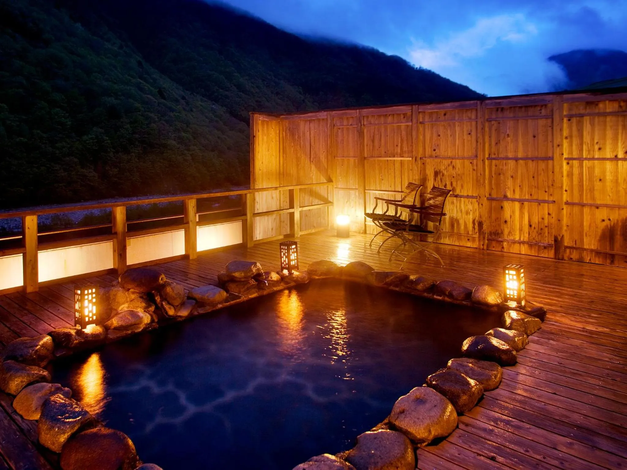 Hot Spring Bath in Yukimurasaki